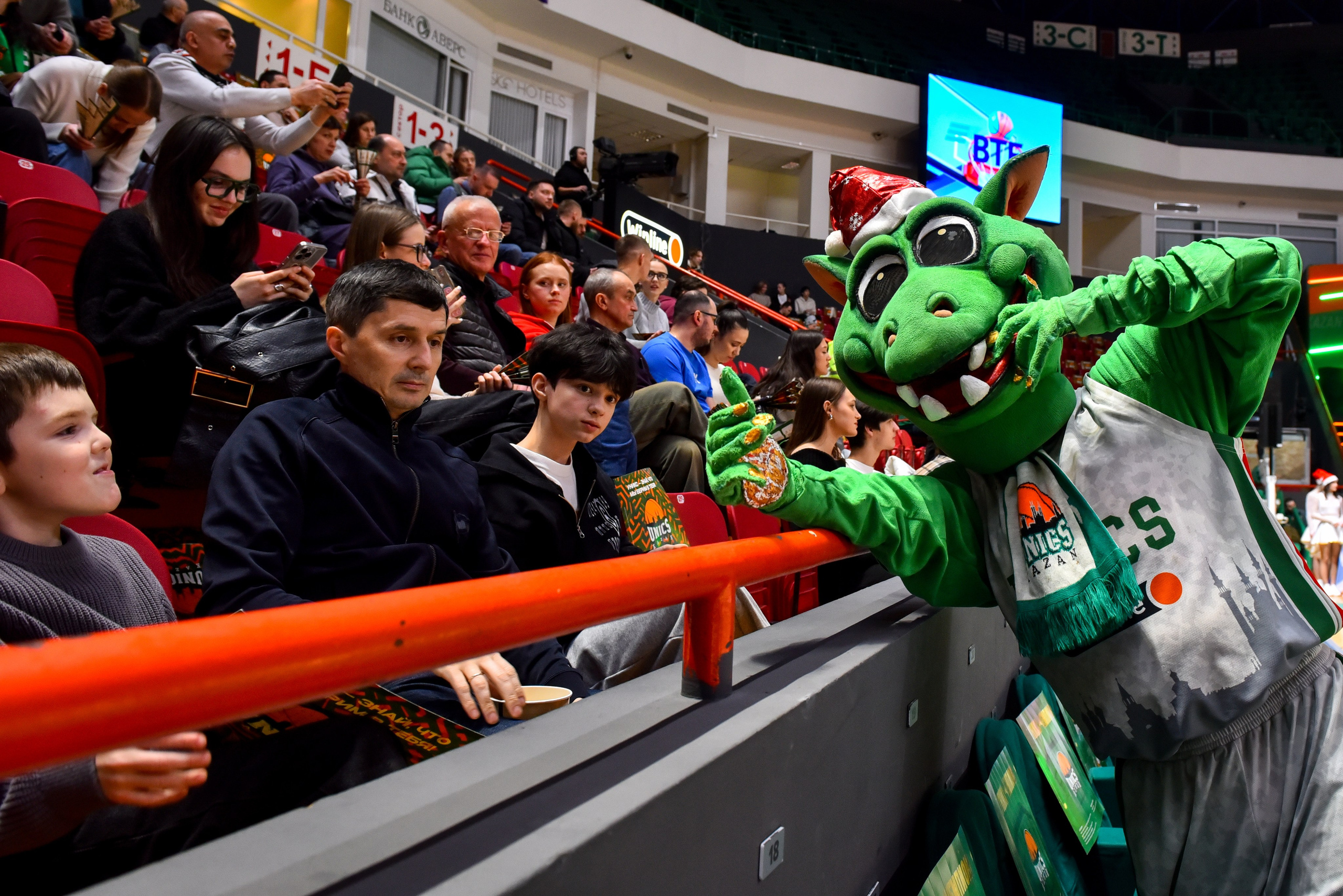 Баскетбольный фотограф. Спортивный и репортажный фотограф в Казани Вячеслав Сатонин