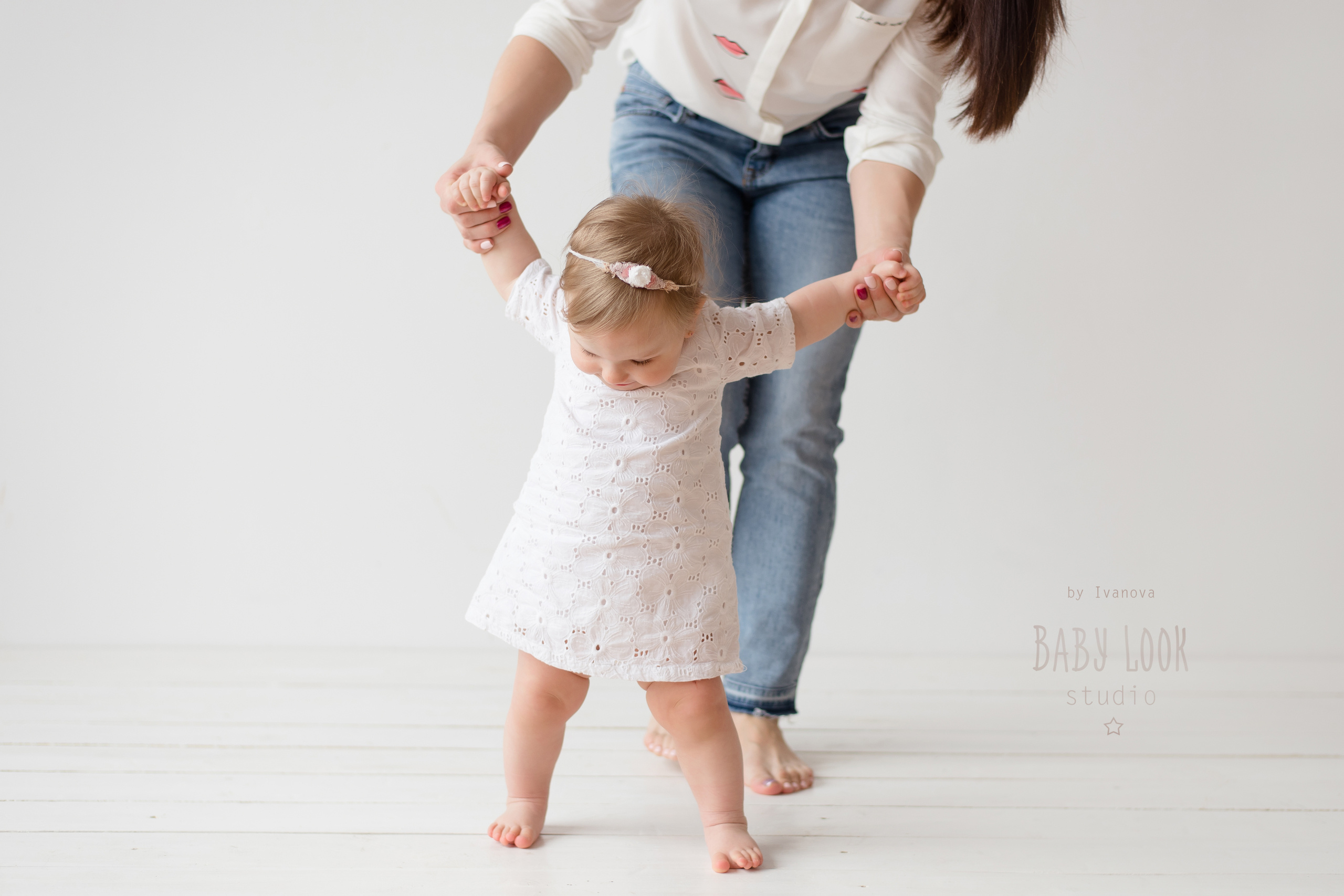Фотосессия до года в Пскове. Фотограф новорожденных , семейный и  детский фотограф в Пскове Иванова