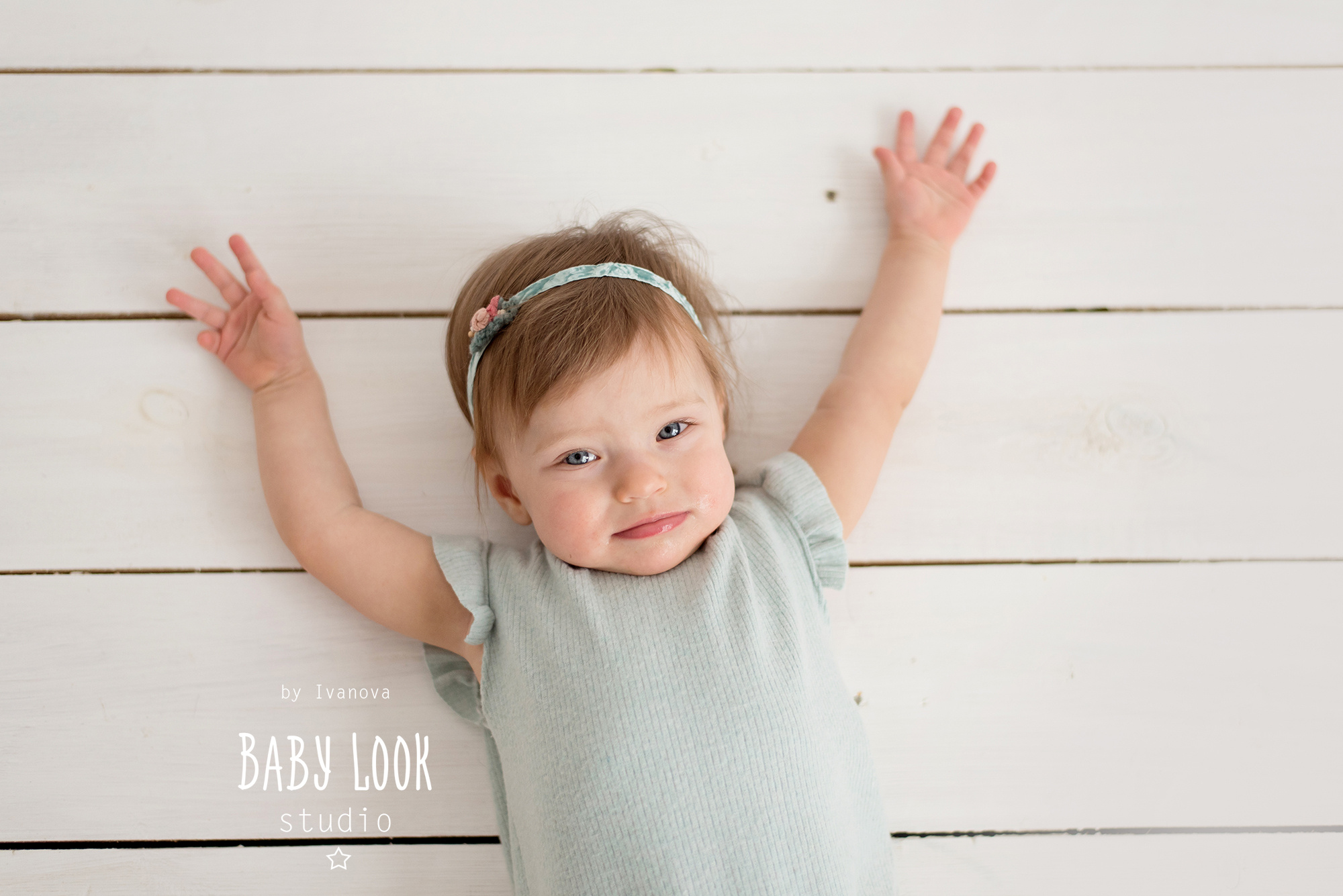 Фотосессия до года в Пскове. Фотограф новорожденных , семейный и  детский фотограф в Пскове Иванова