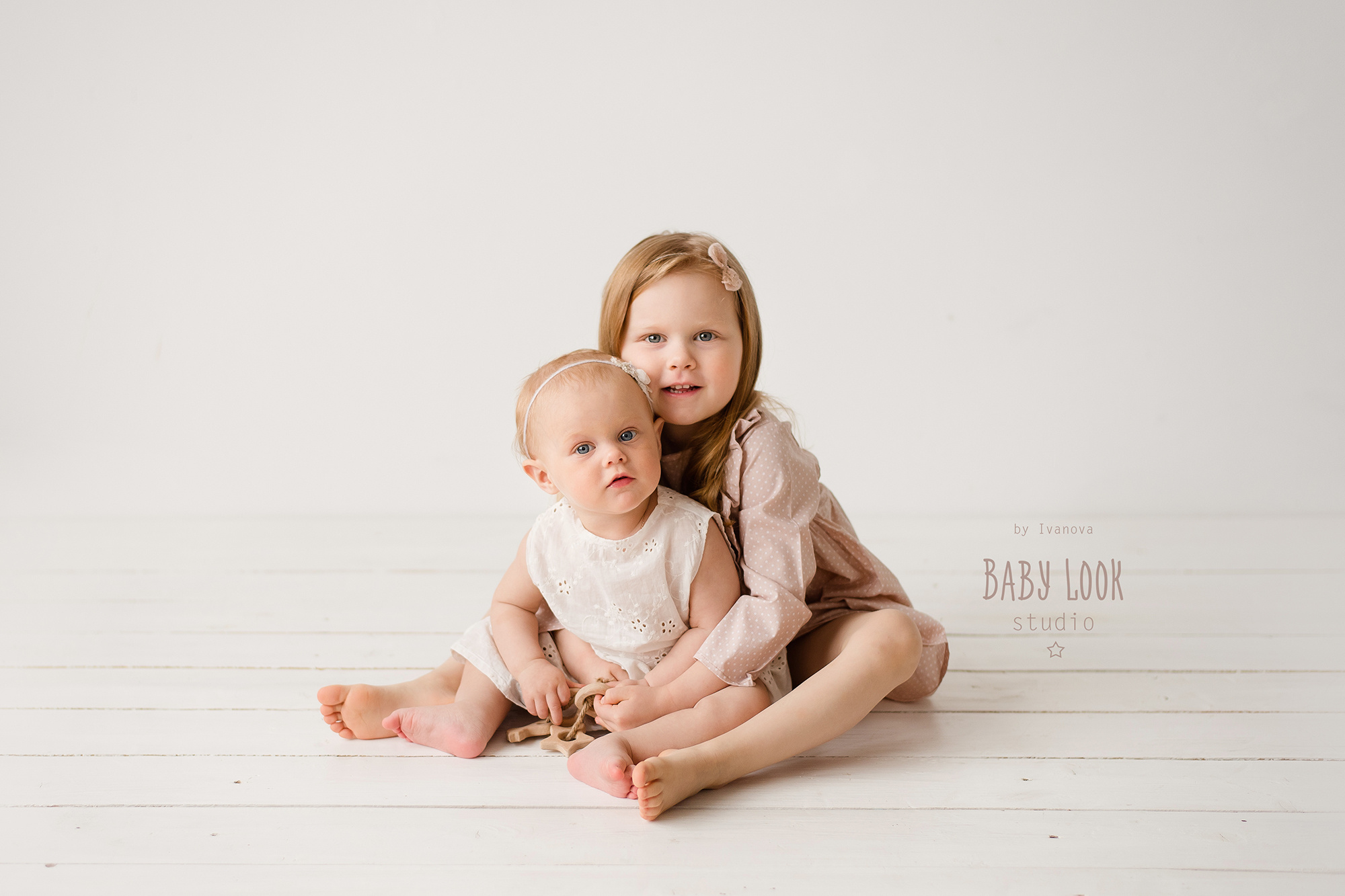 Фотосессия до года в Пскове. Фотограф новорожденных , семейный и  детский фотограф в Пскове Иванова