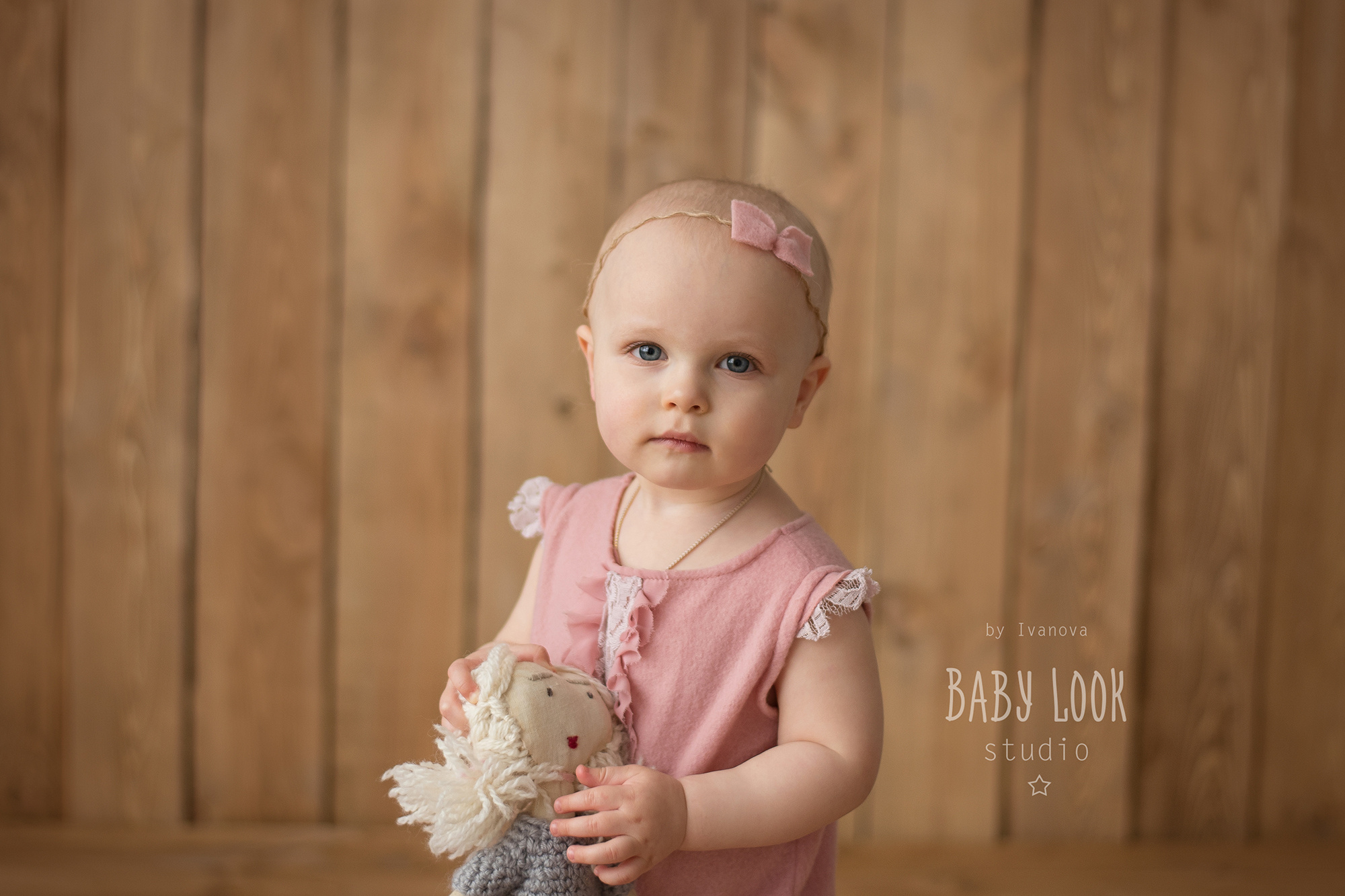 Фотосессия до года в Пскове. Фотограф новорожденных , семейный и  детский фотограф в Пскове Иванова