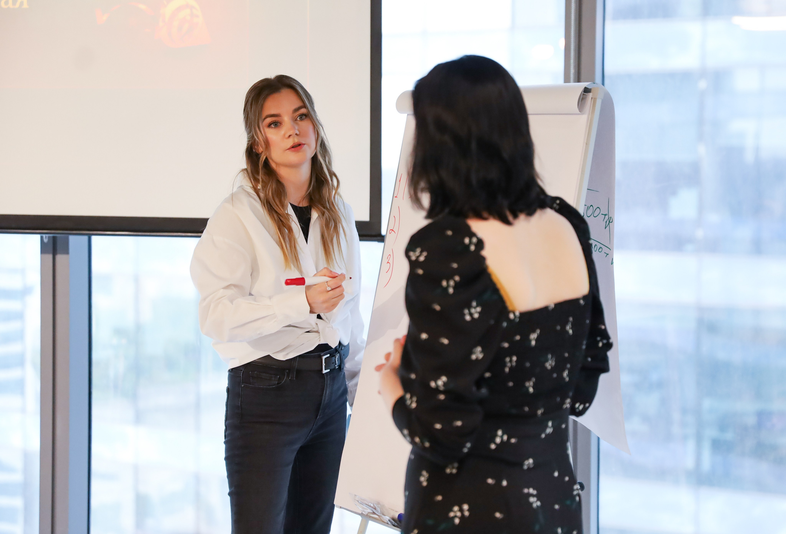 КОНФЕРЕНЦИЯ ВЫПУСКНИКОВ ШКОЛЫ ПРОДЮСИРОВАНИЯ АННЫ НОВИКОВОЙ. Фотограф мероприятий Ирина Каширина