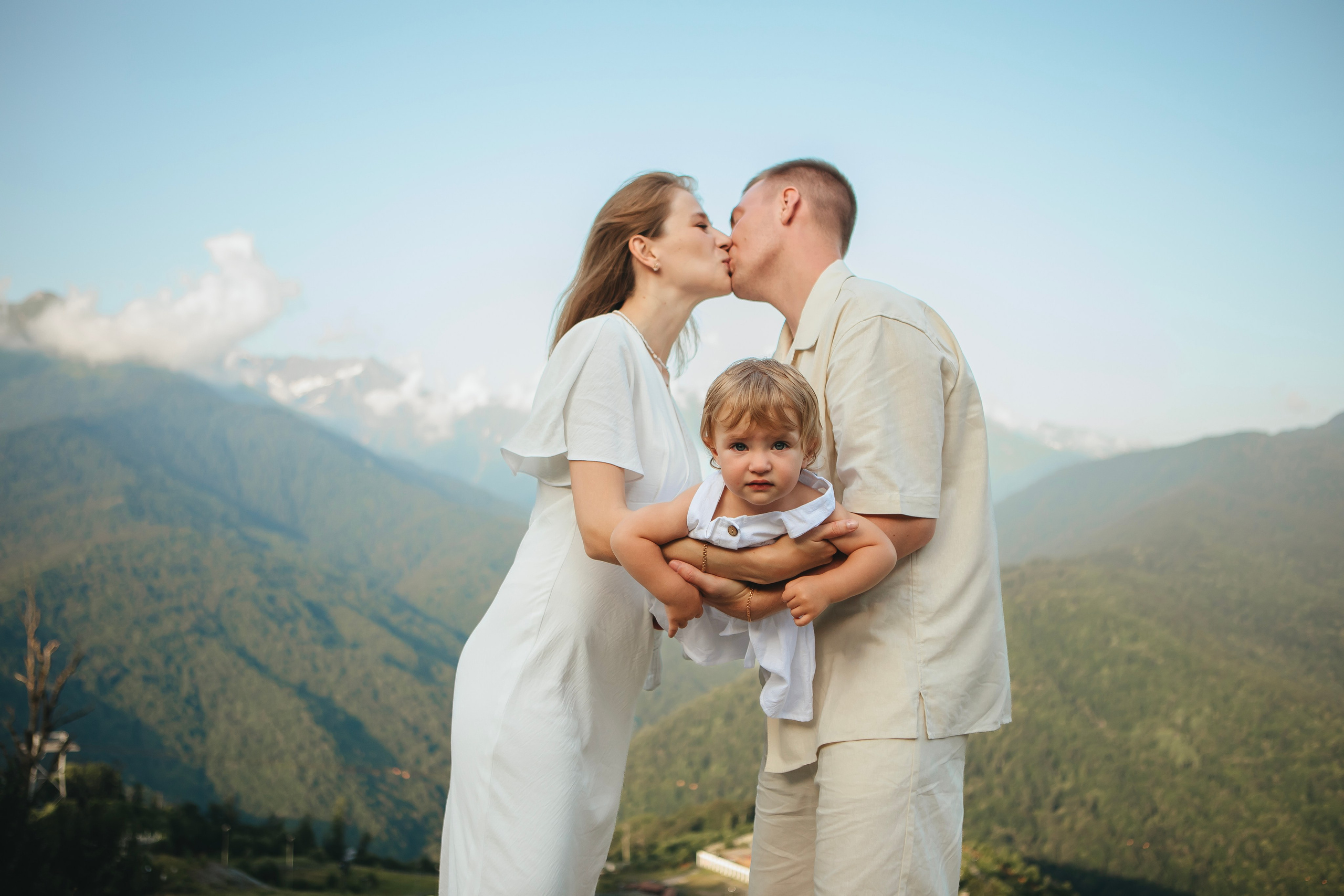Рожденные улыбаться. Семейный и свадебный фотограф Сочи Адлер Сириус Красная поляна