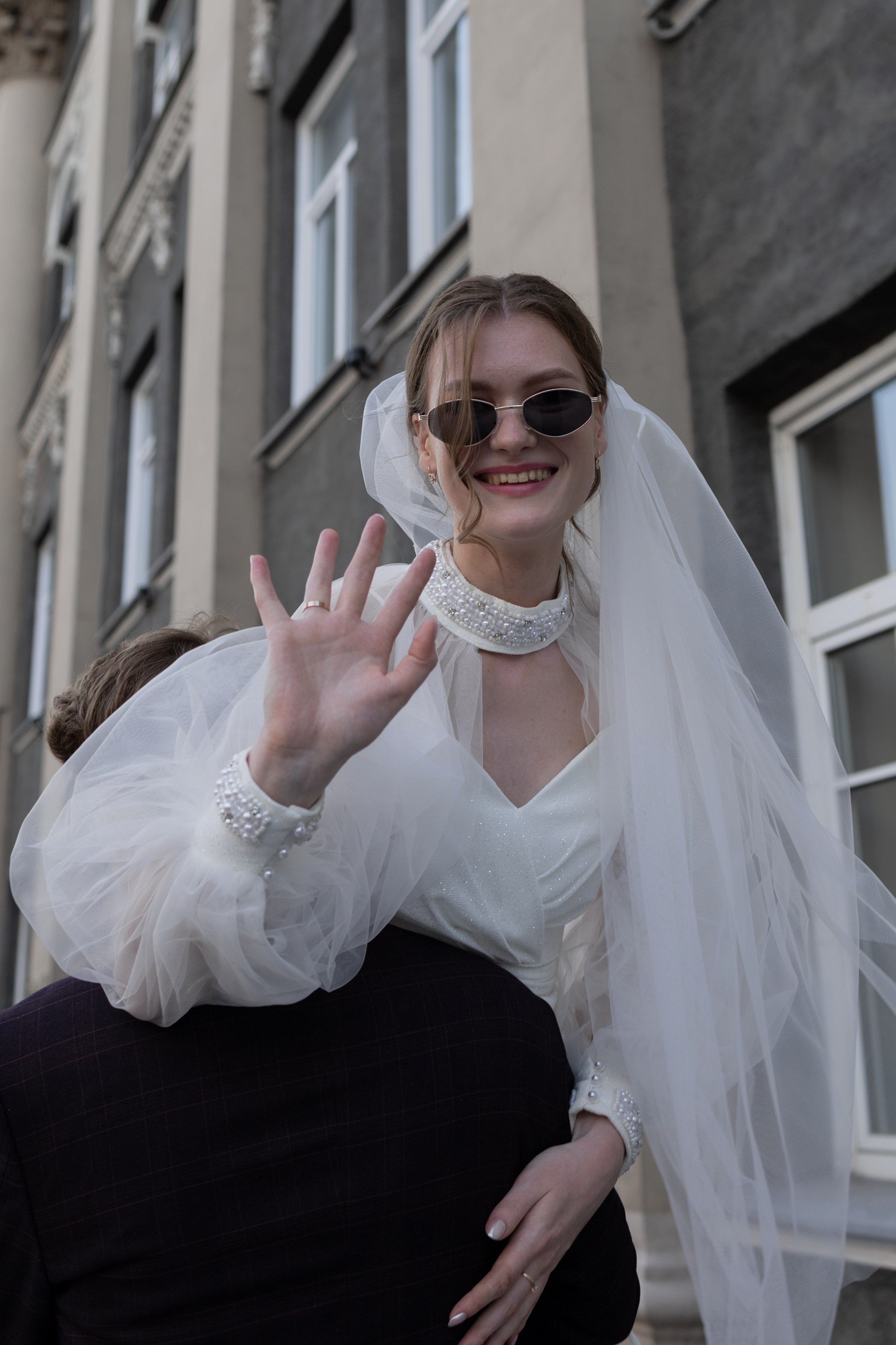 Владислав и Юлия Вечерняя прогулка по городу. Свадебный Фотограф в Иркутске Екатерина Елисеева