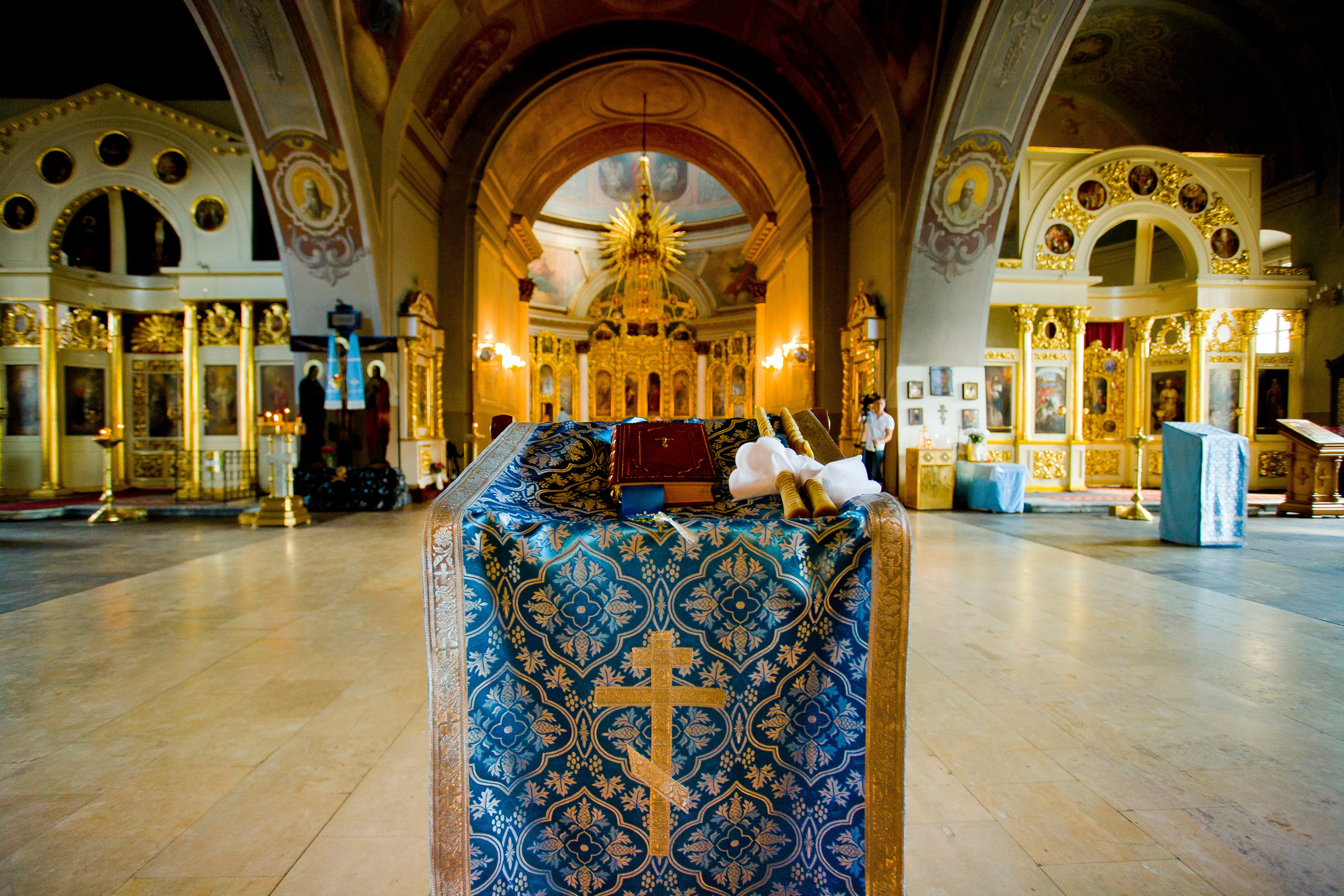 Свадьба Юра и Юля Венчание. Skazka.wfolio.pro