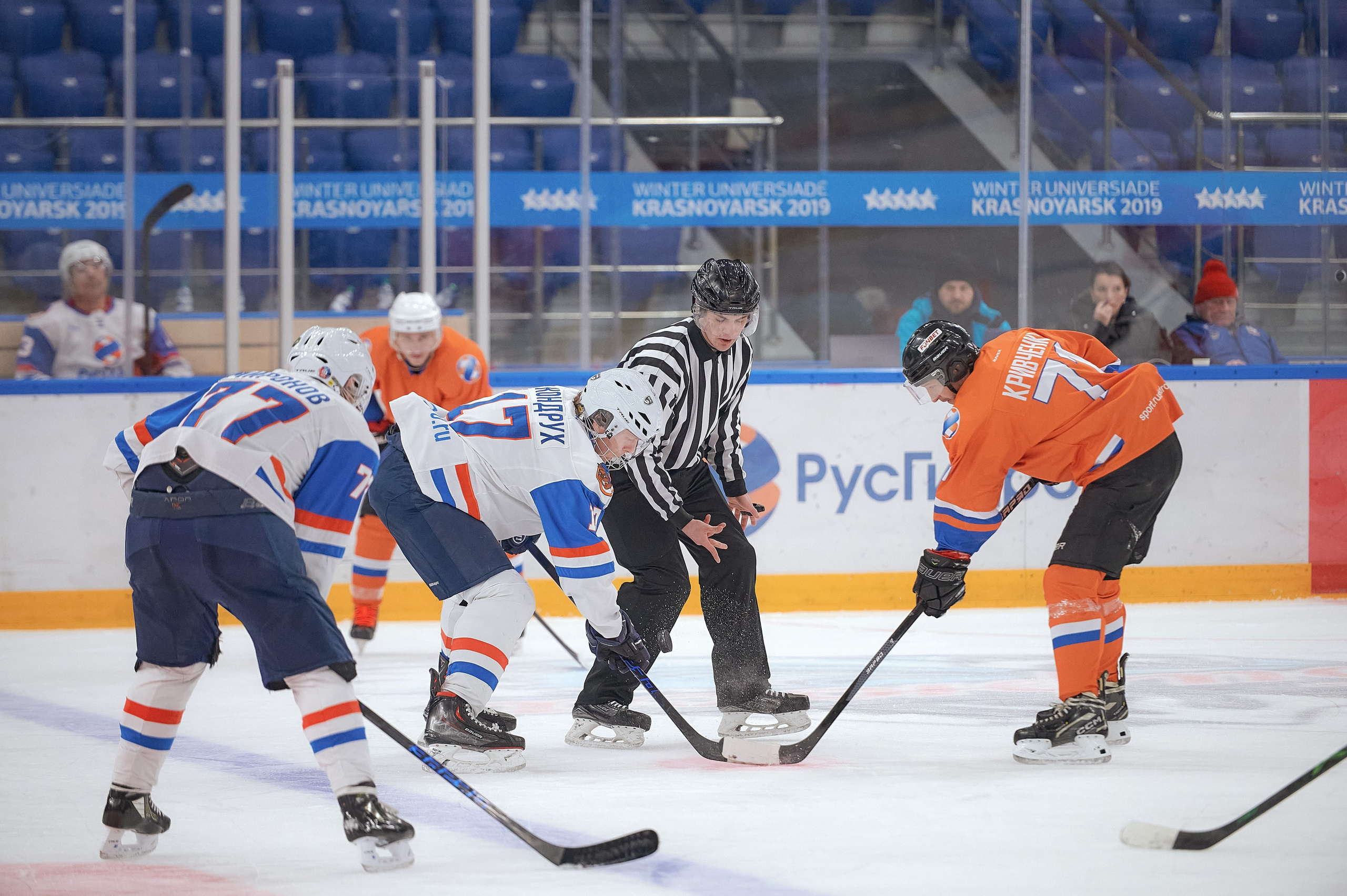 Портфолио репортажной фотосъёмки: Кристалл арена — Хоккей — РусГидро. Фотограф Яковлев Роман — Красноярск