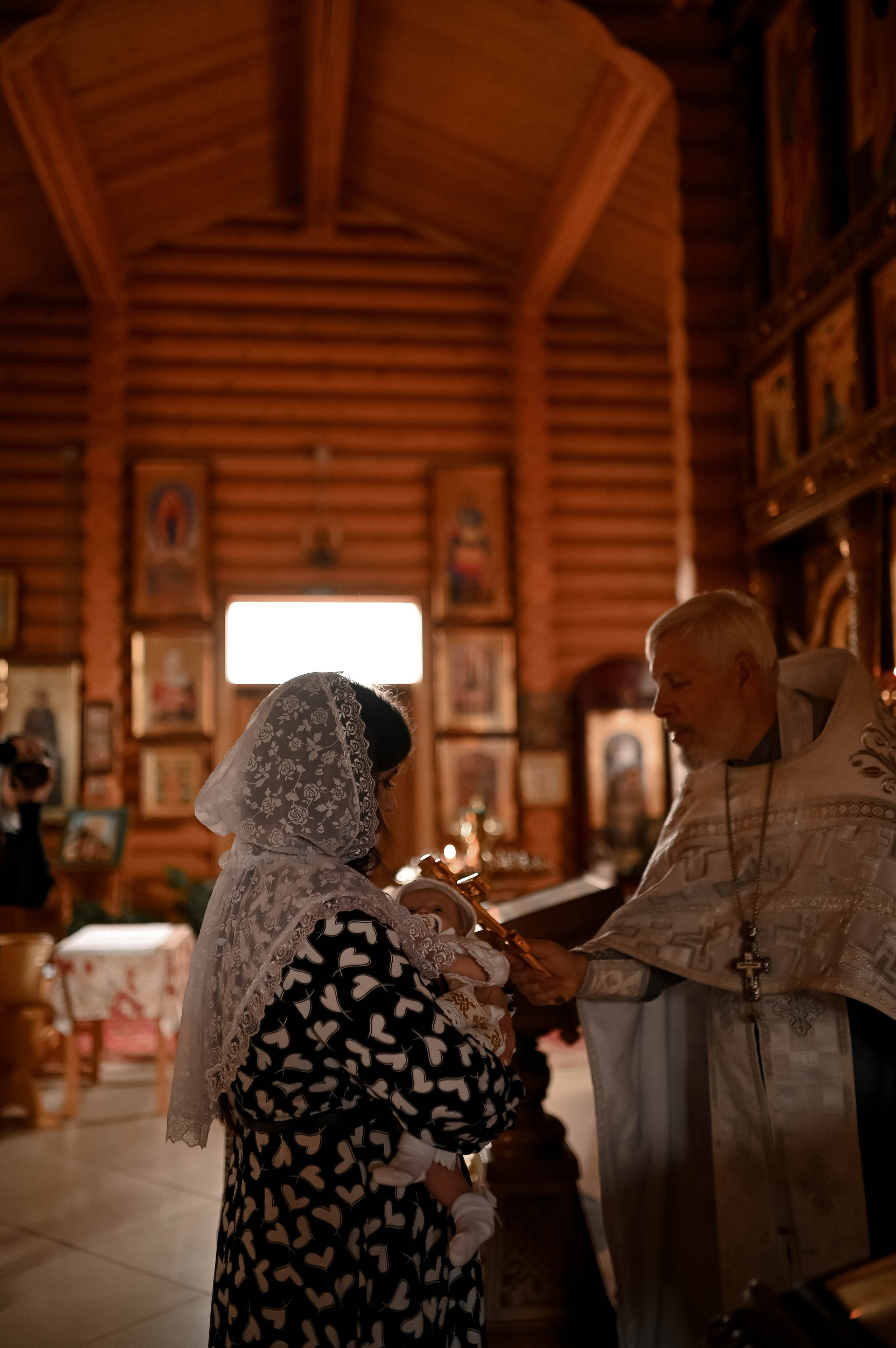 Таинство Крещение Василисы. Твой личный проводник к красивым фотографиям в Старом Осколе