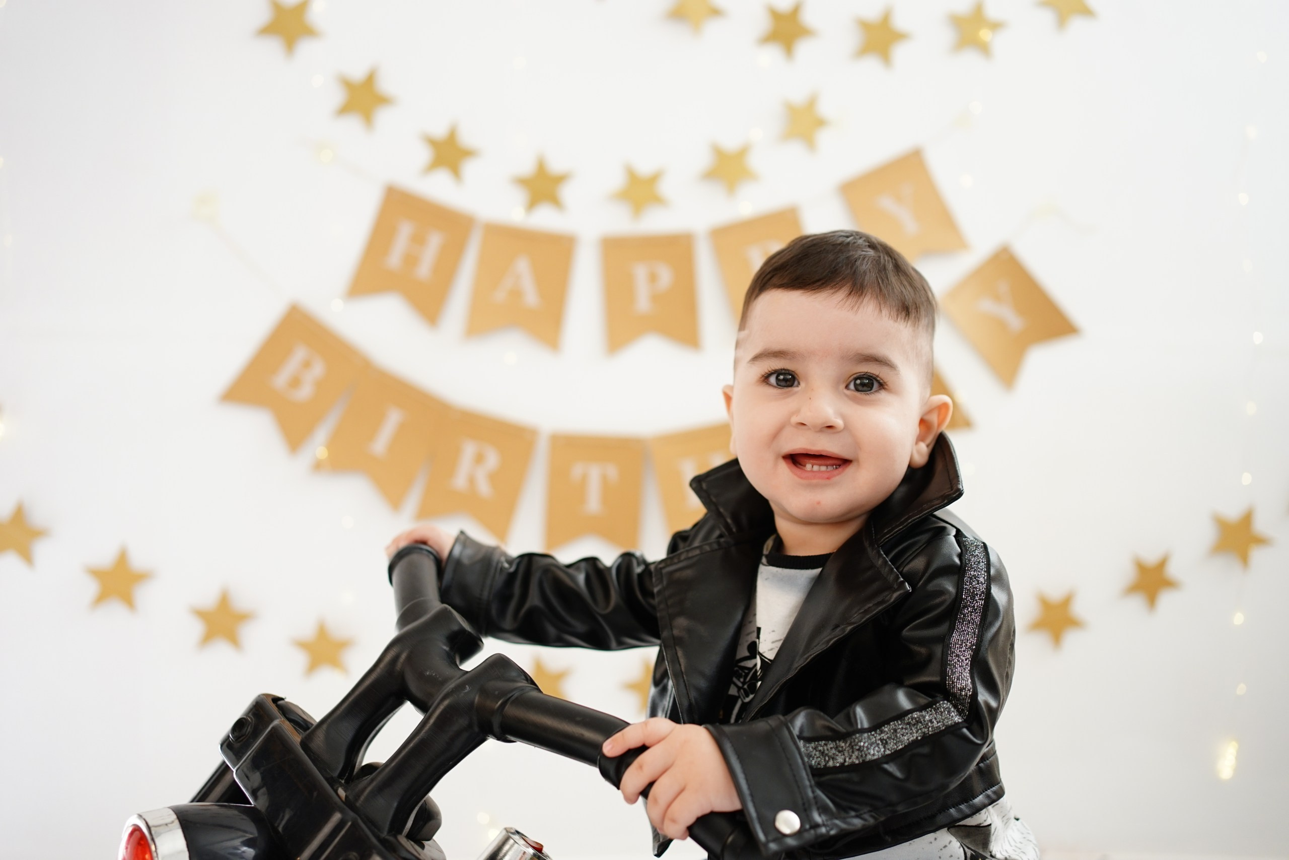 Фотосессия на Годик для Мальчиков. Детская Фотостудия ГОДОВАСИКИ в Санкт-Петербурге фотосесия на годик