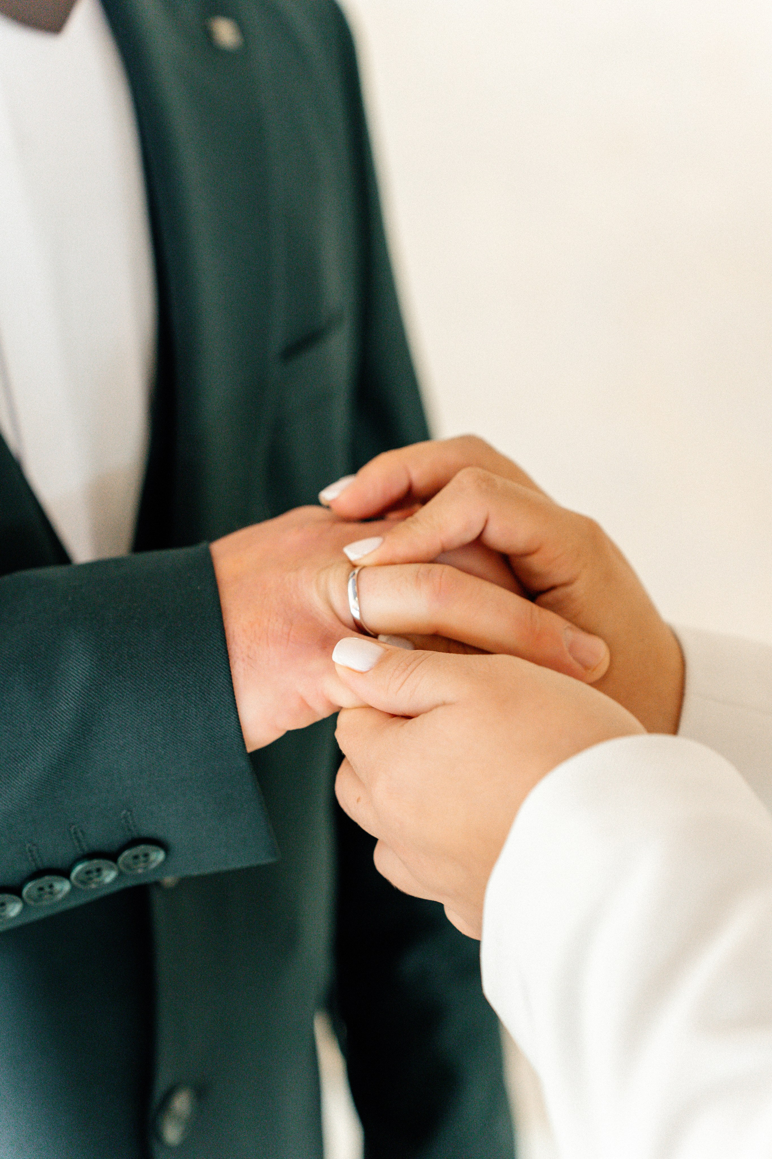 ЗАГС Центрального района. Ваш семейный фотограф в Минске — Вика Трегубова