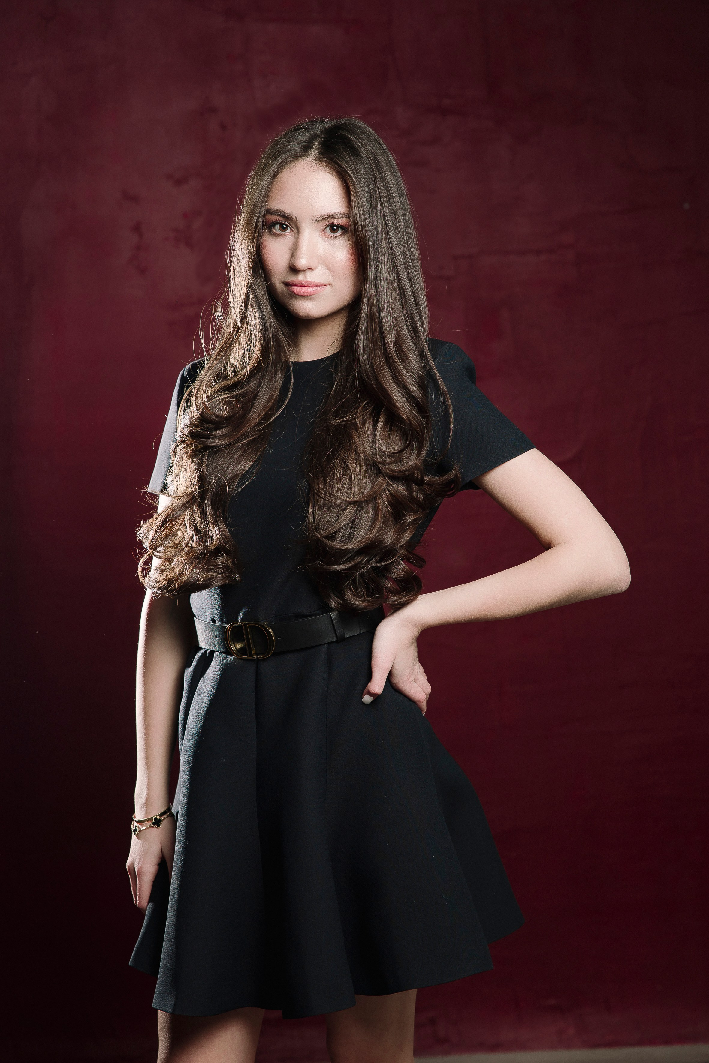 Альбом Красный- старшая школа. Выпускные альбомы Натальи Бутко: Новороссийск, Анапа, Геленджик