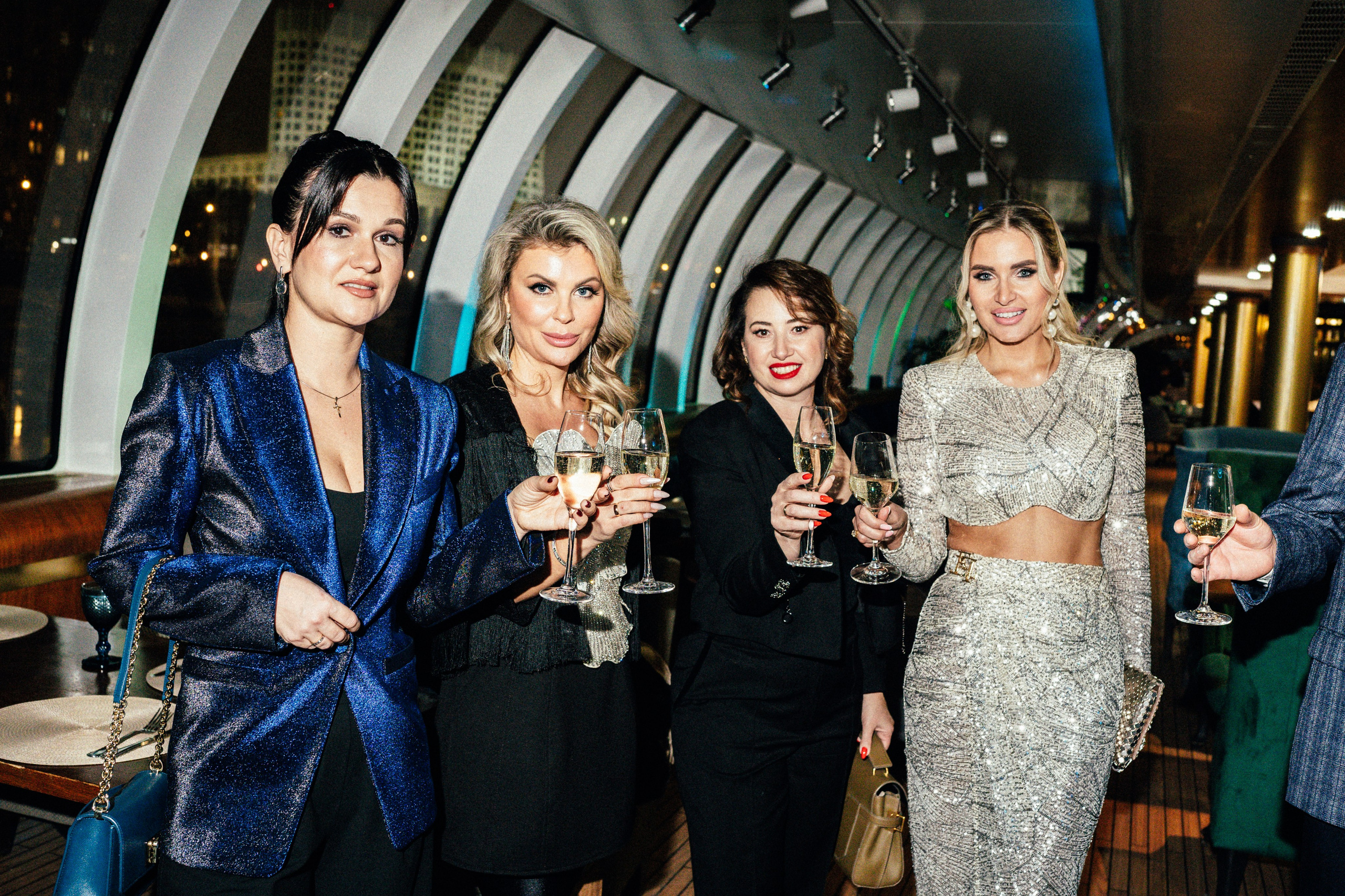 Корпоратив Erwin Река. Портретный и репортажный фотограф