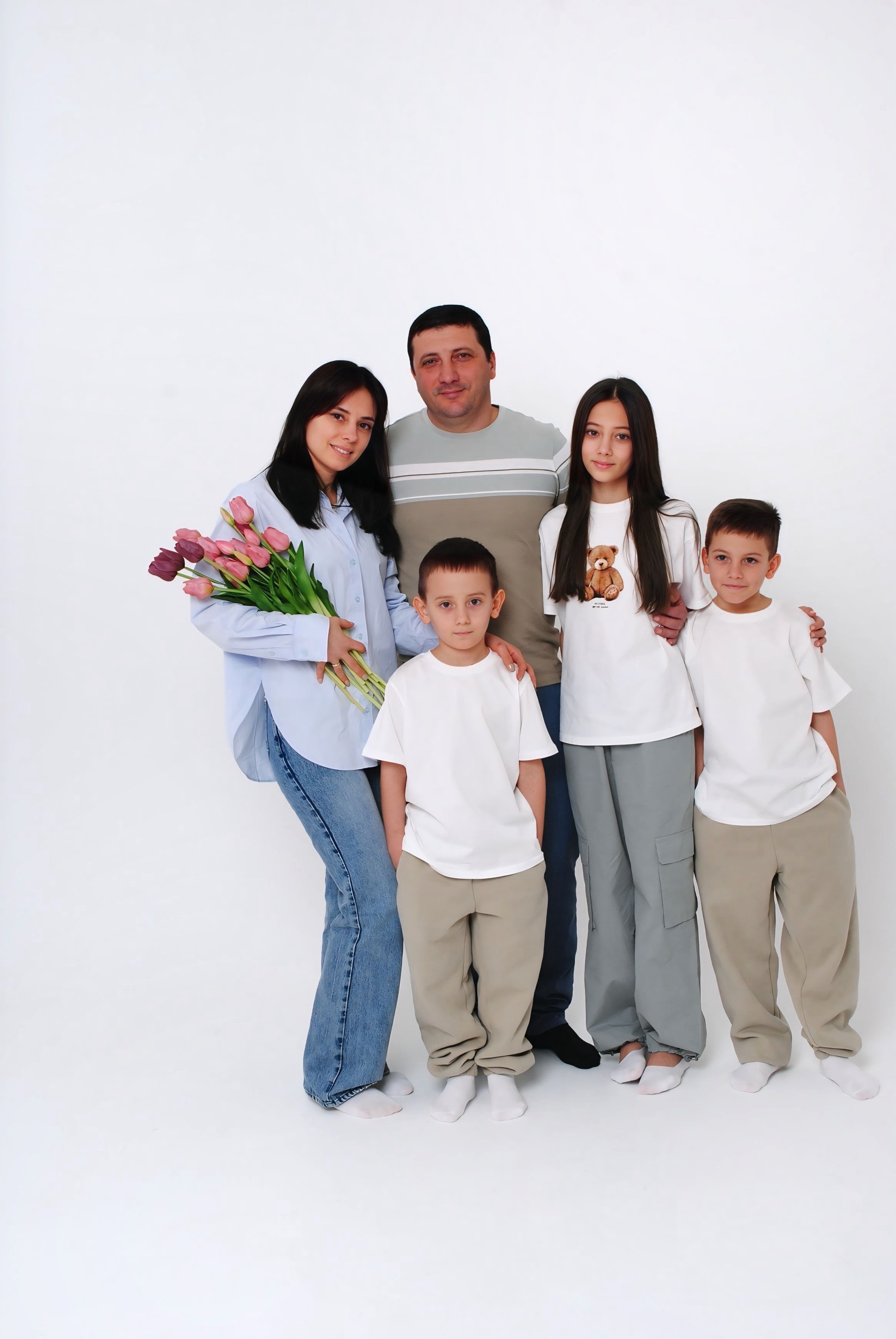 Луиза и семья. Фотограф Мария Мусаелян