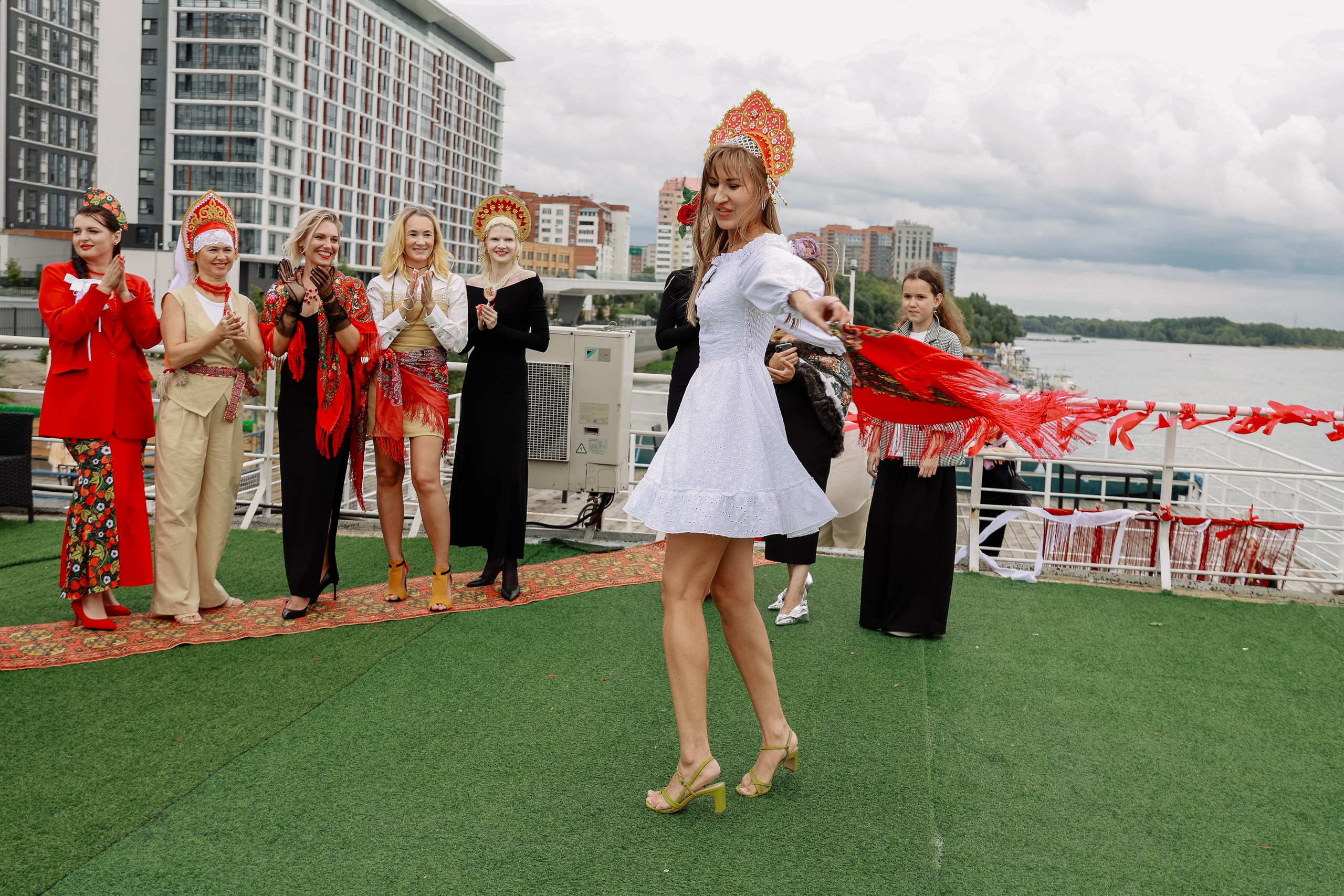 Модный показ «А-ля русс». Фотограф Юлия Мальцева