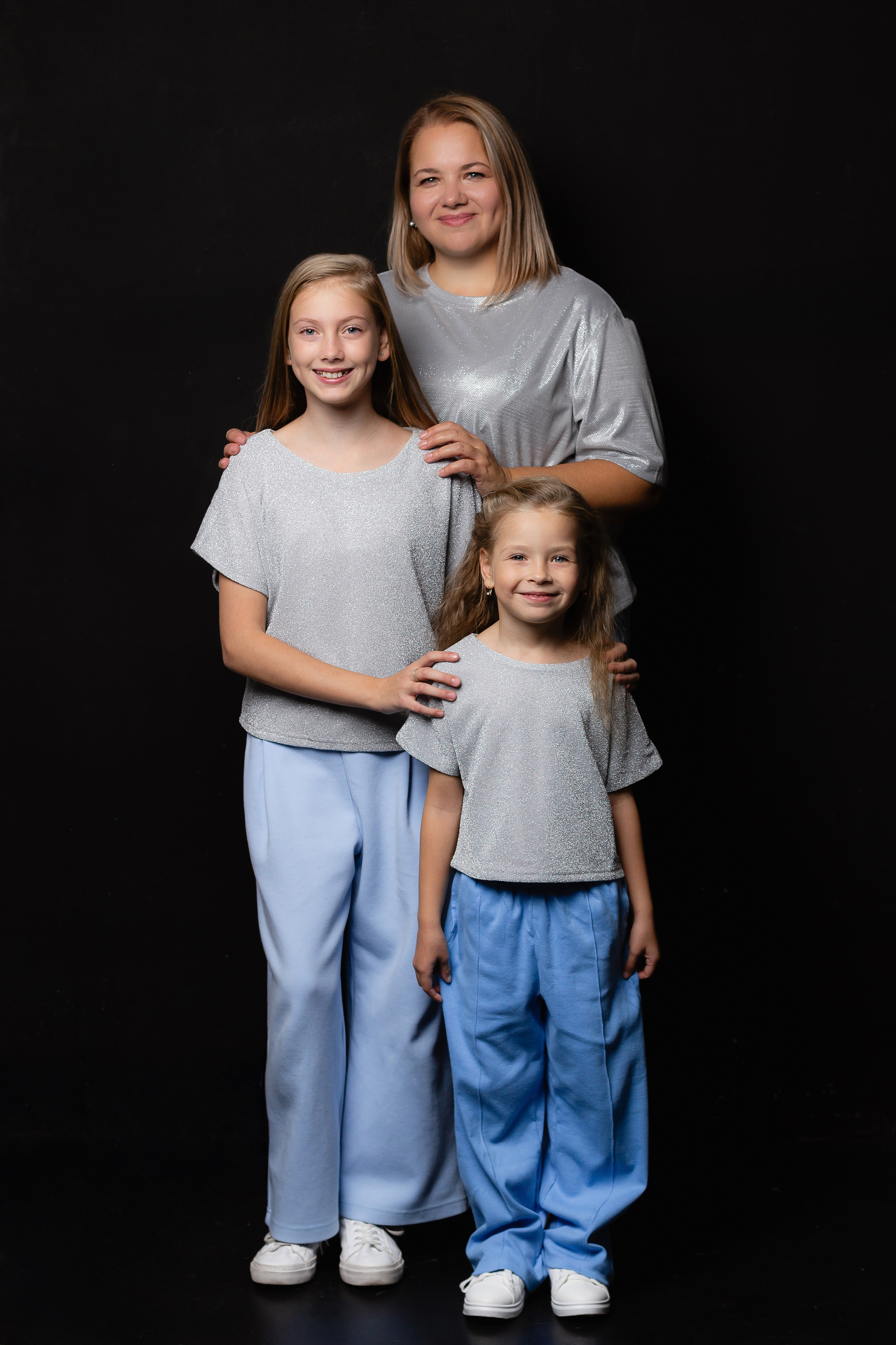 Наталья и дочки. Женский фотограф в Москве Камила Бакаева