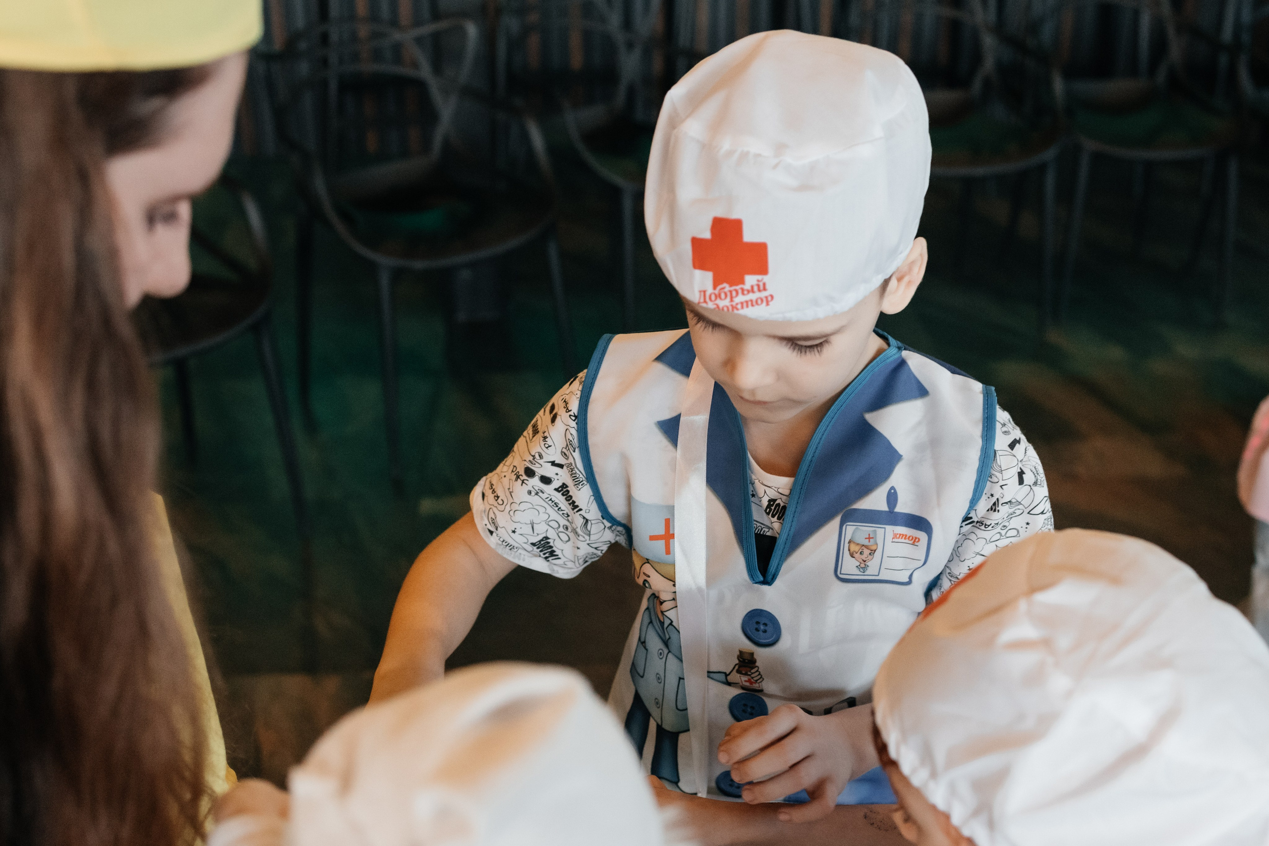 Кукольный театр «Ай болит». Семейный и детский фотограф в Славгороде Анастасия Винс