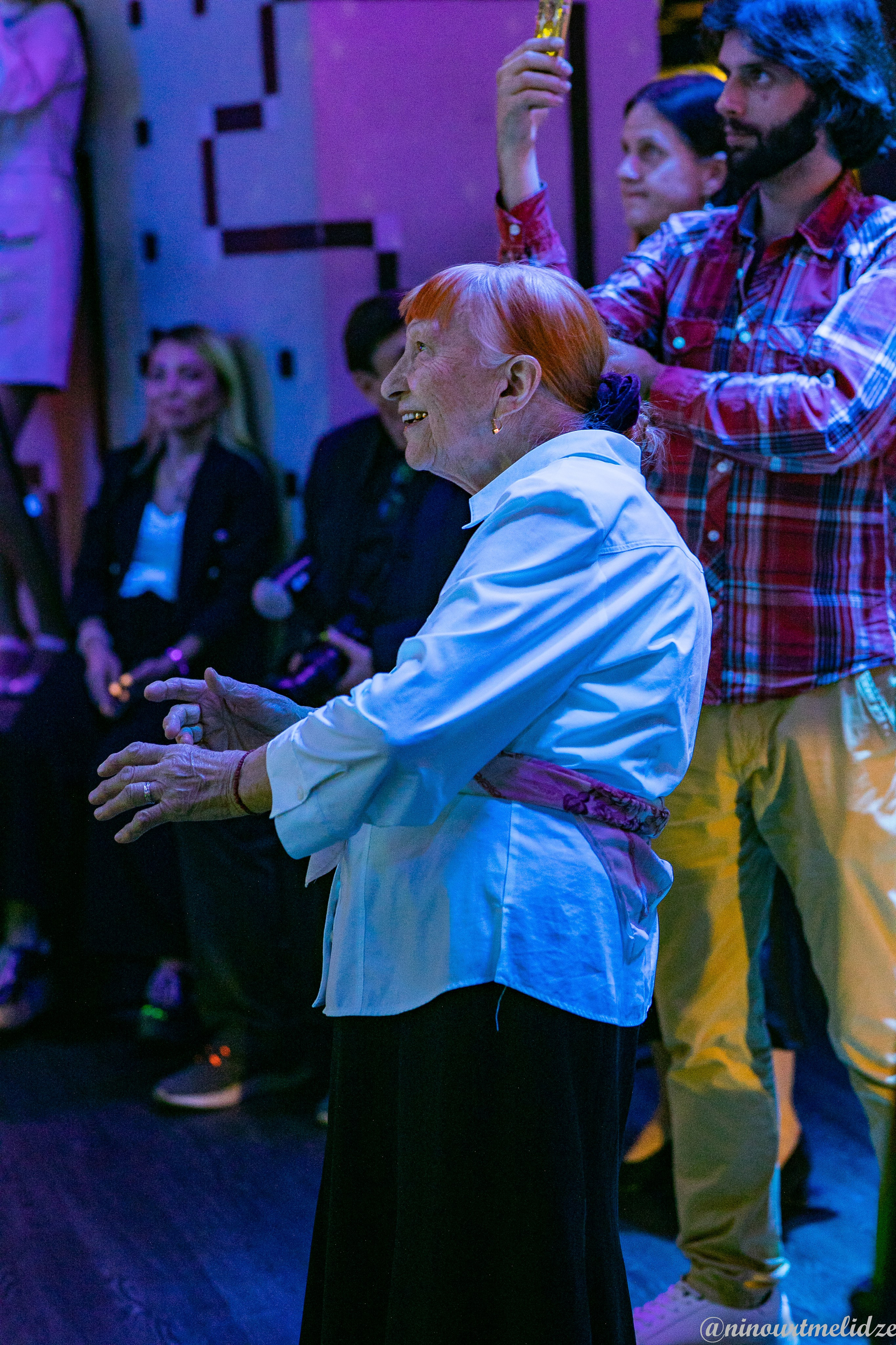 Презентация клипа Милы Романиди. Art photographer Nino