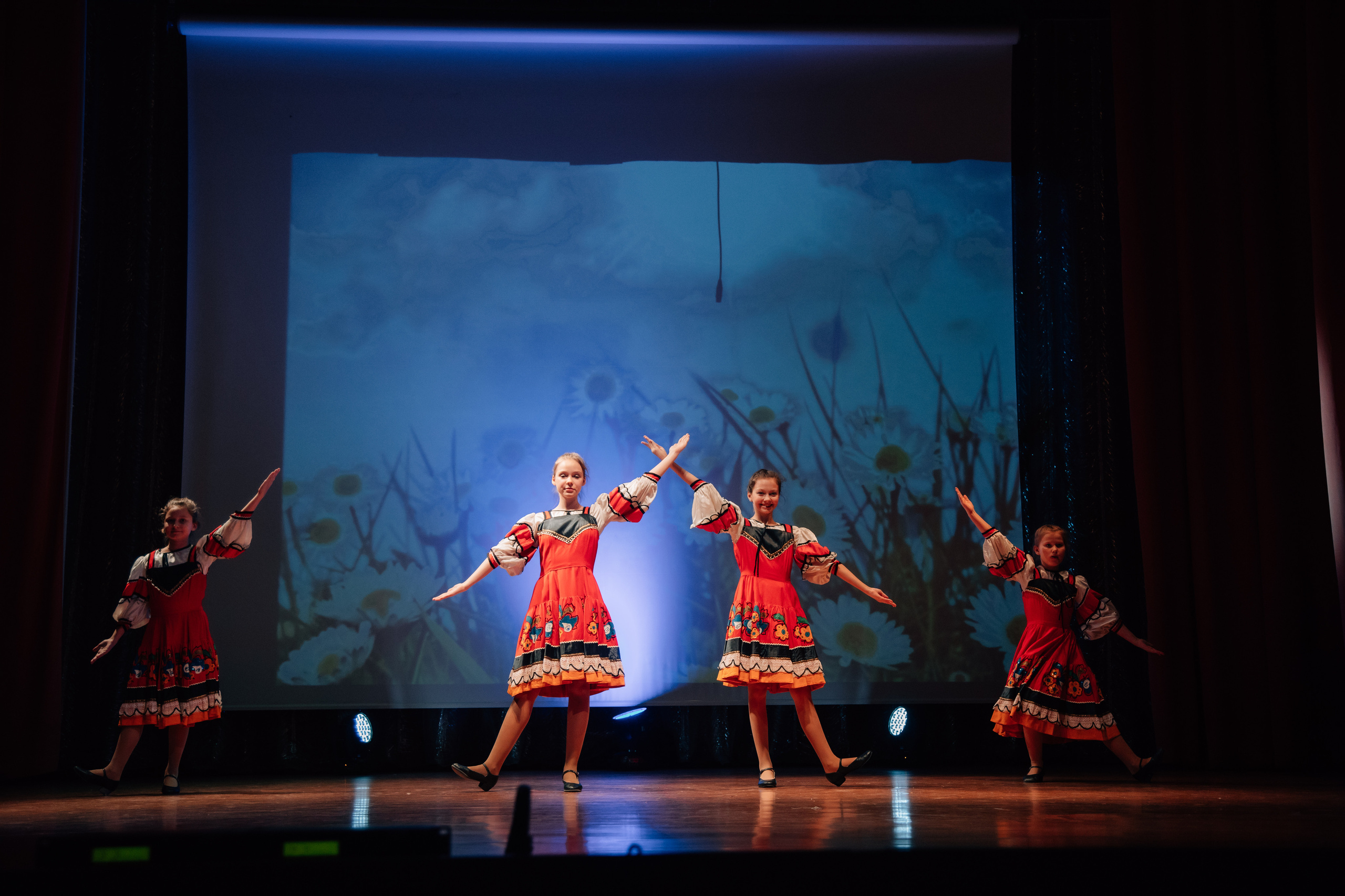 Отчетный концерт. 20.12.2021. Семейный, портретный и свадебный фотограф в Москве и Одинцово Лощинина Мария