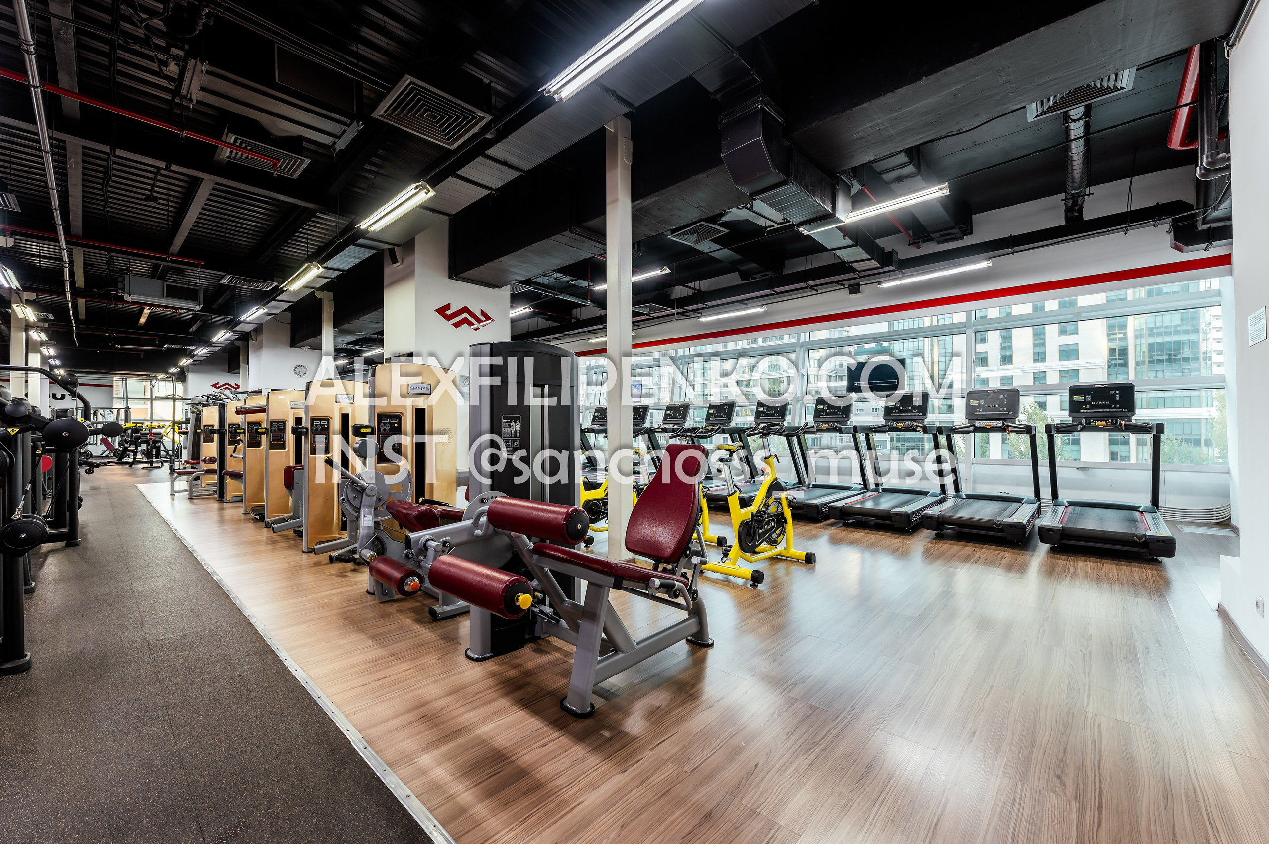 WORKOUT Достык 18. Фотограф интерьера недвижимости и архитектуры в Астане