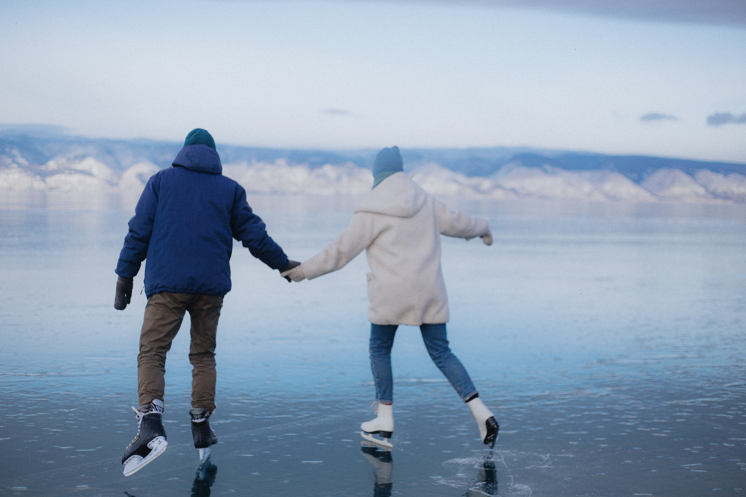 Лавстори на льду Байкала. Фотограф Ольхон, Регина