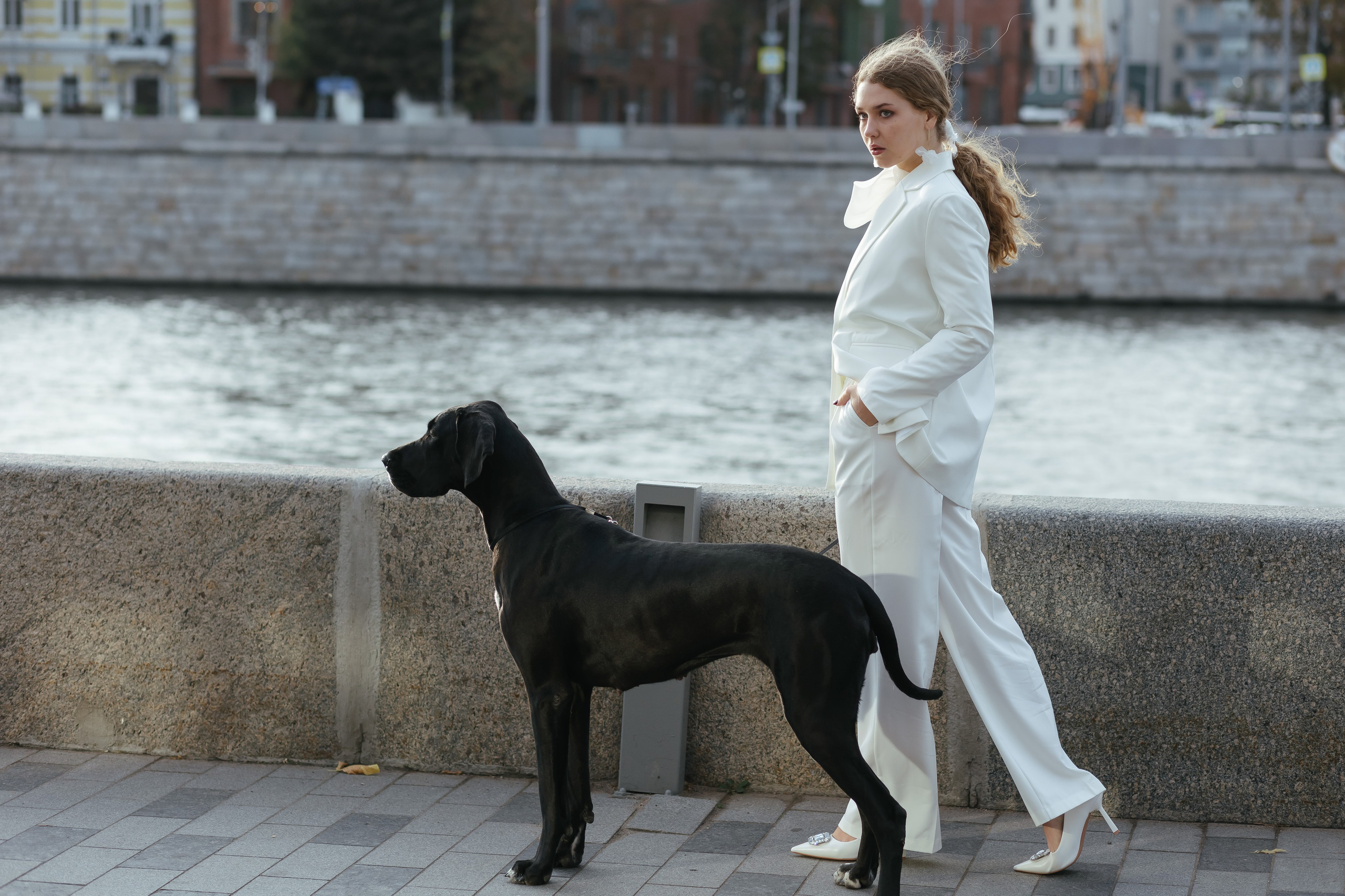 Таня и Егор. Городская прогулка. Свадебный фотограф Калуга Москва Диана Румянцева