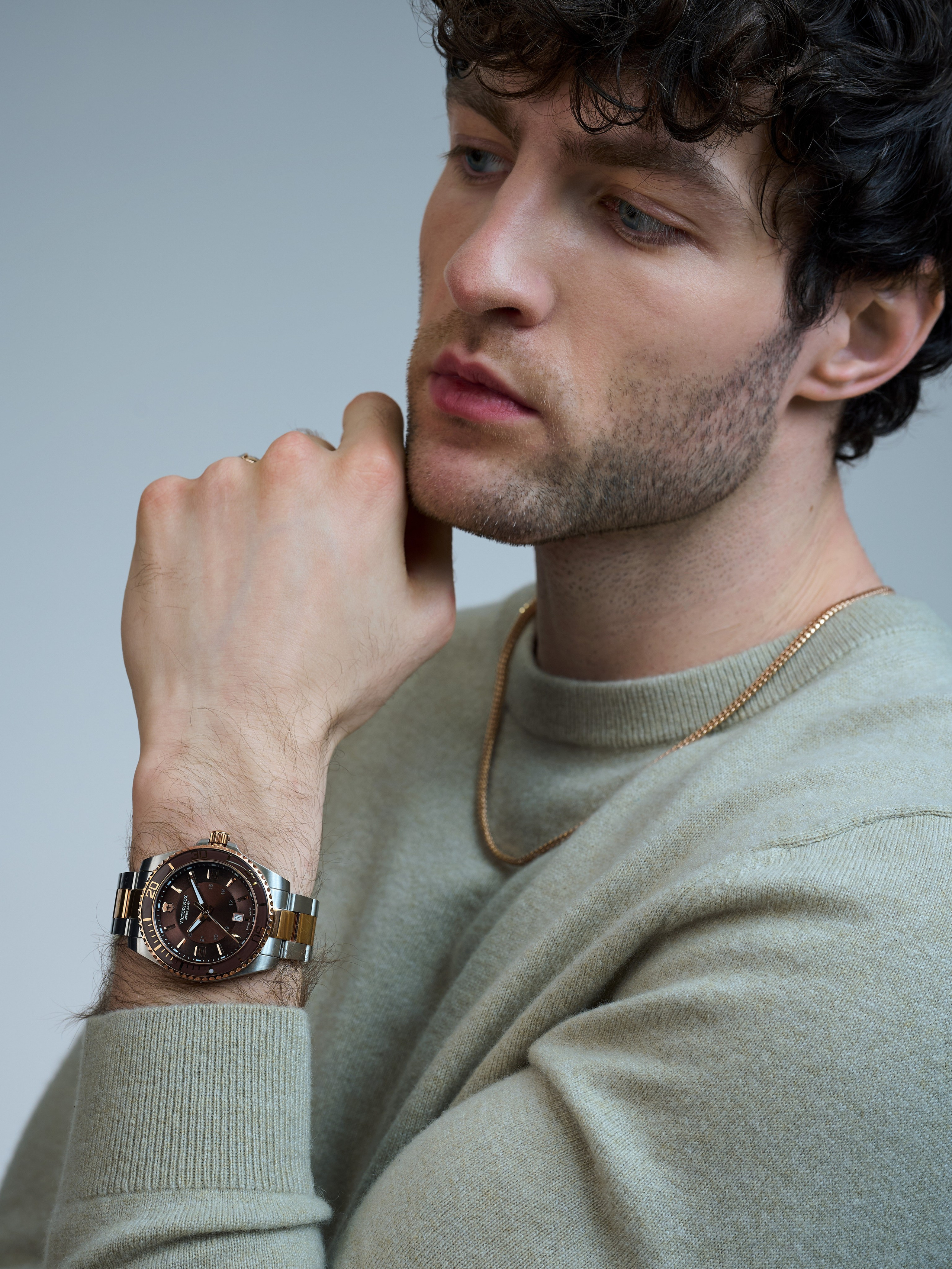 Каталог для бренда AllTime. Фотограф для брендов в Москве Ксения Чупрунова