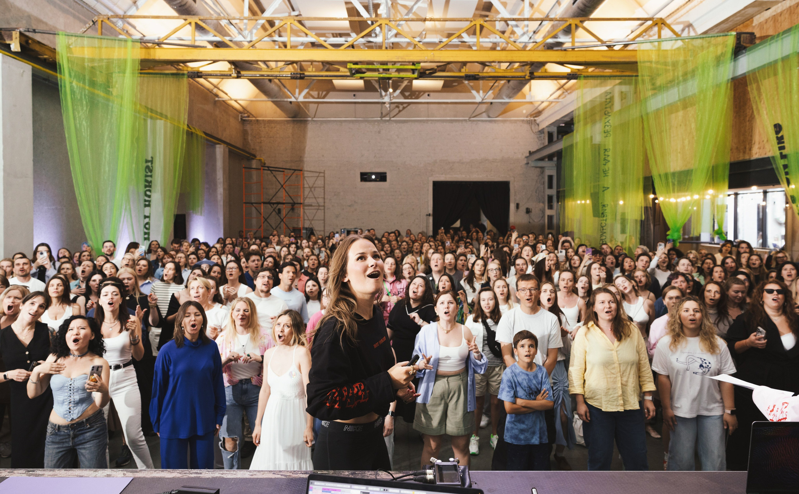 Hot Horist. Portrait and event photographer in Moscow