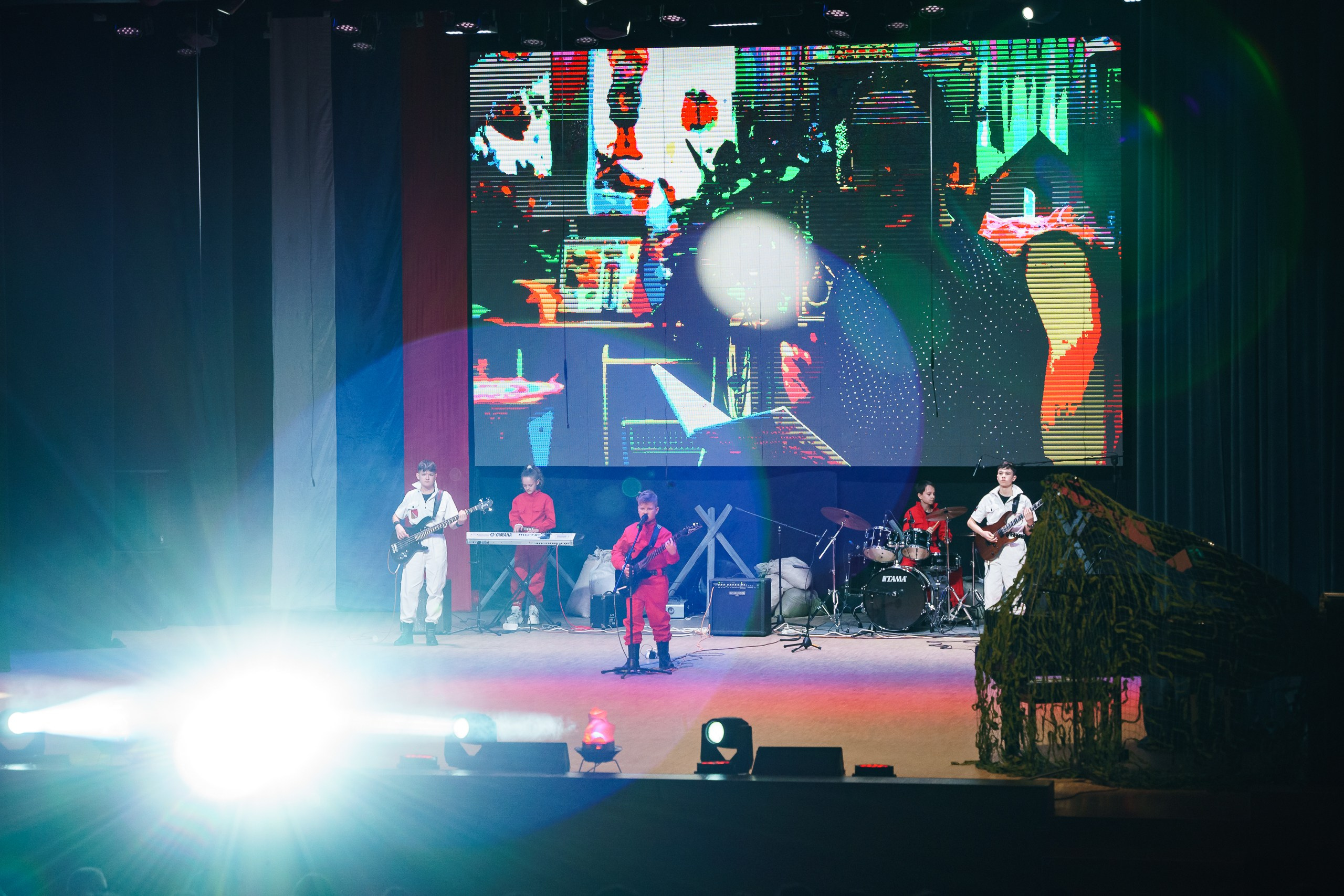 Гала-концерт XXXIII Регионального фестиваля солдатской и патриотической песни «Защитники Отечества». Портретный и репортажный фотограф в Воронеже: Анастасия Пузикова