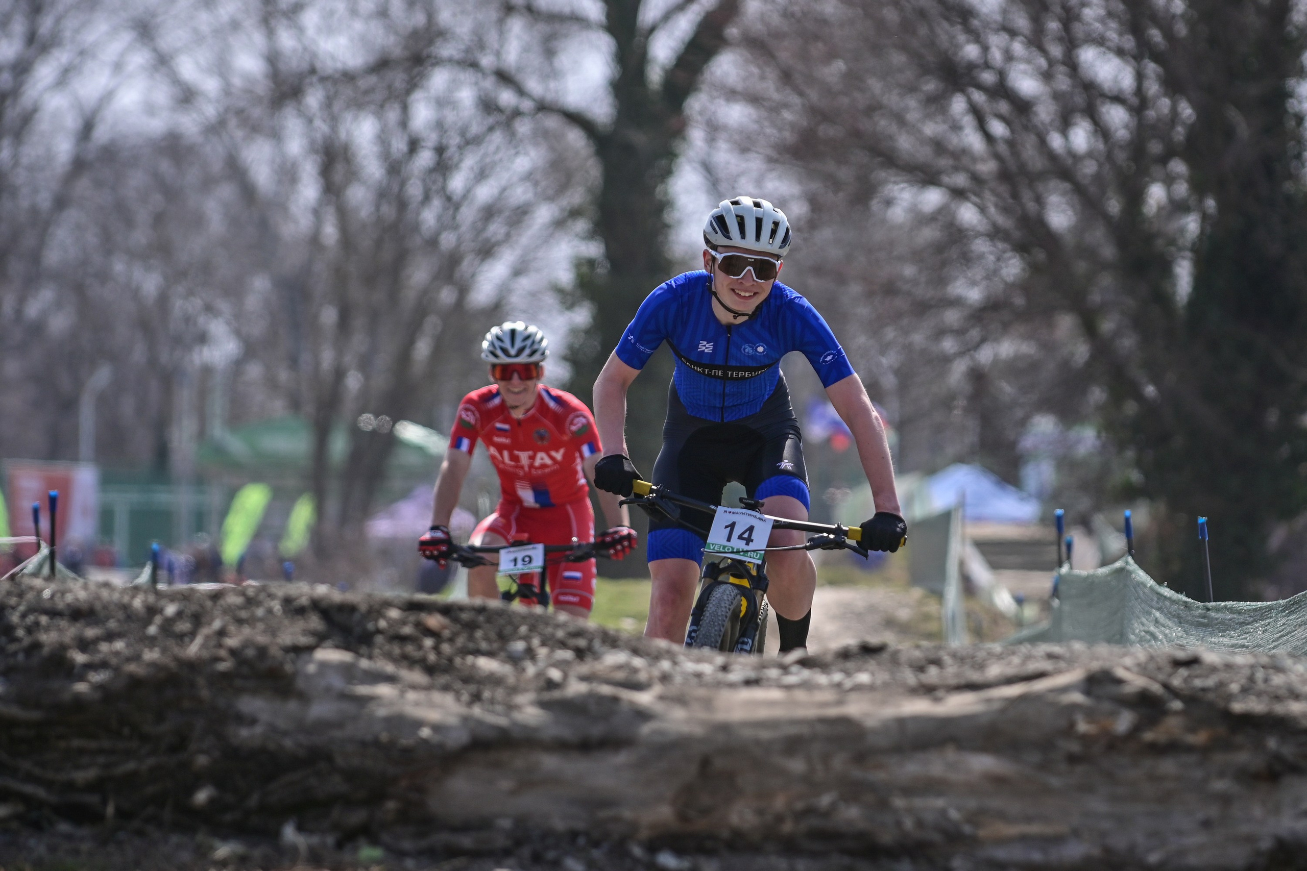 Маунтинбайк, кросс-кантри в Архипо-Осиповке 16 марта 2025. Спортивный фотограф, фотожурналист Павел Ларькин