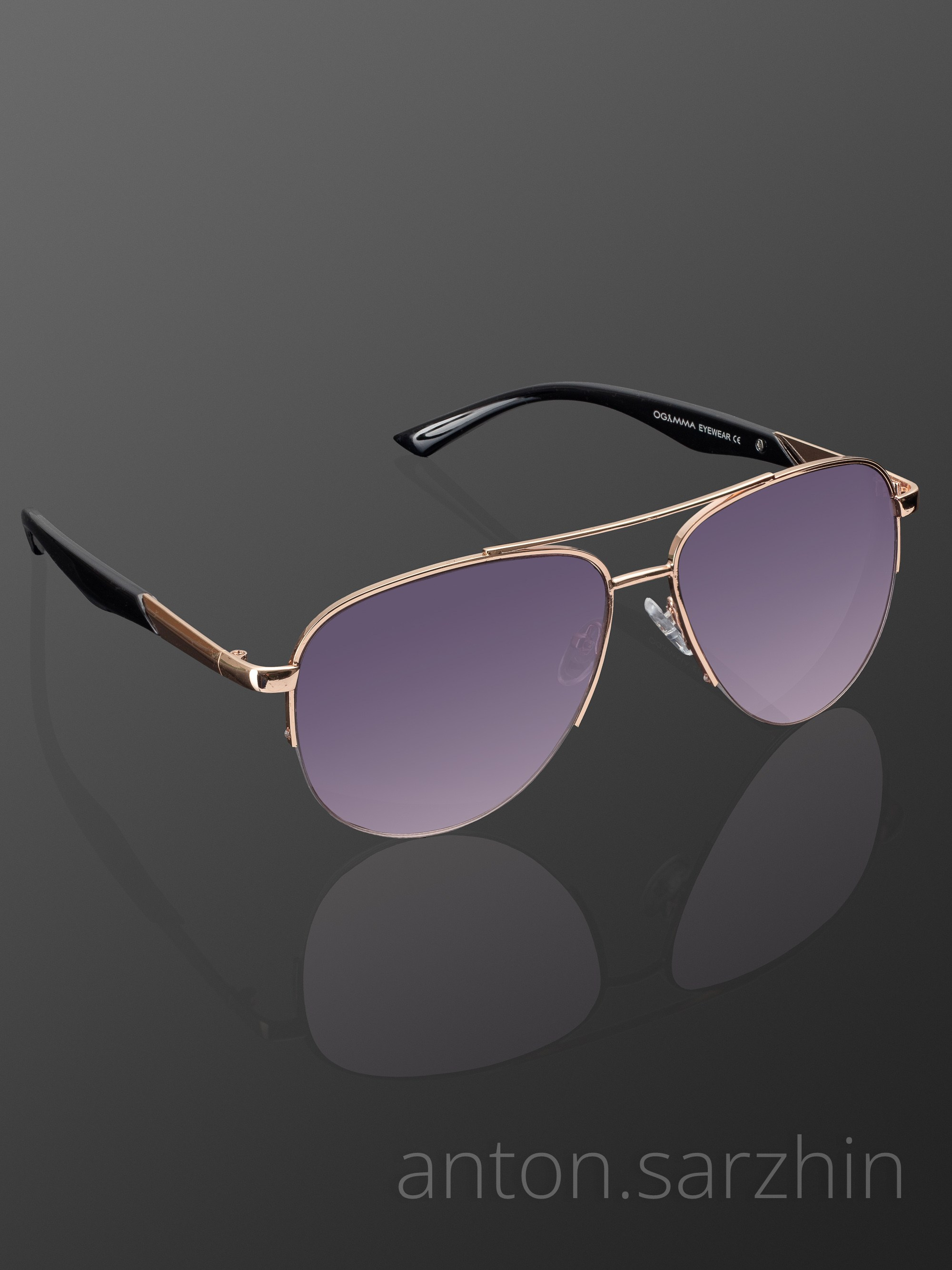 Фотосъемка очков на зеркале