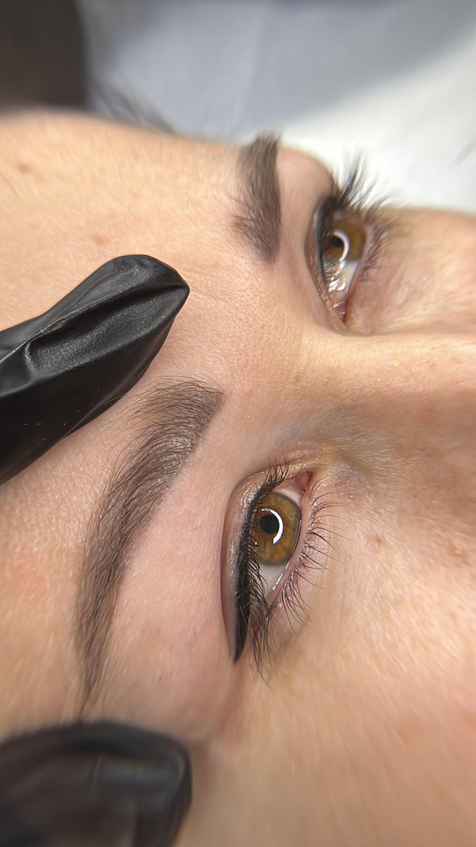 Оксана. Студия перманентного макияжа, косметологии и массажа SYMMETRY в Москве, м. Киевская