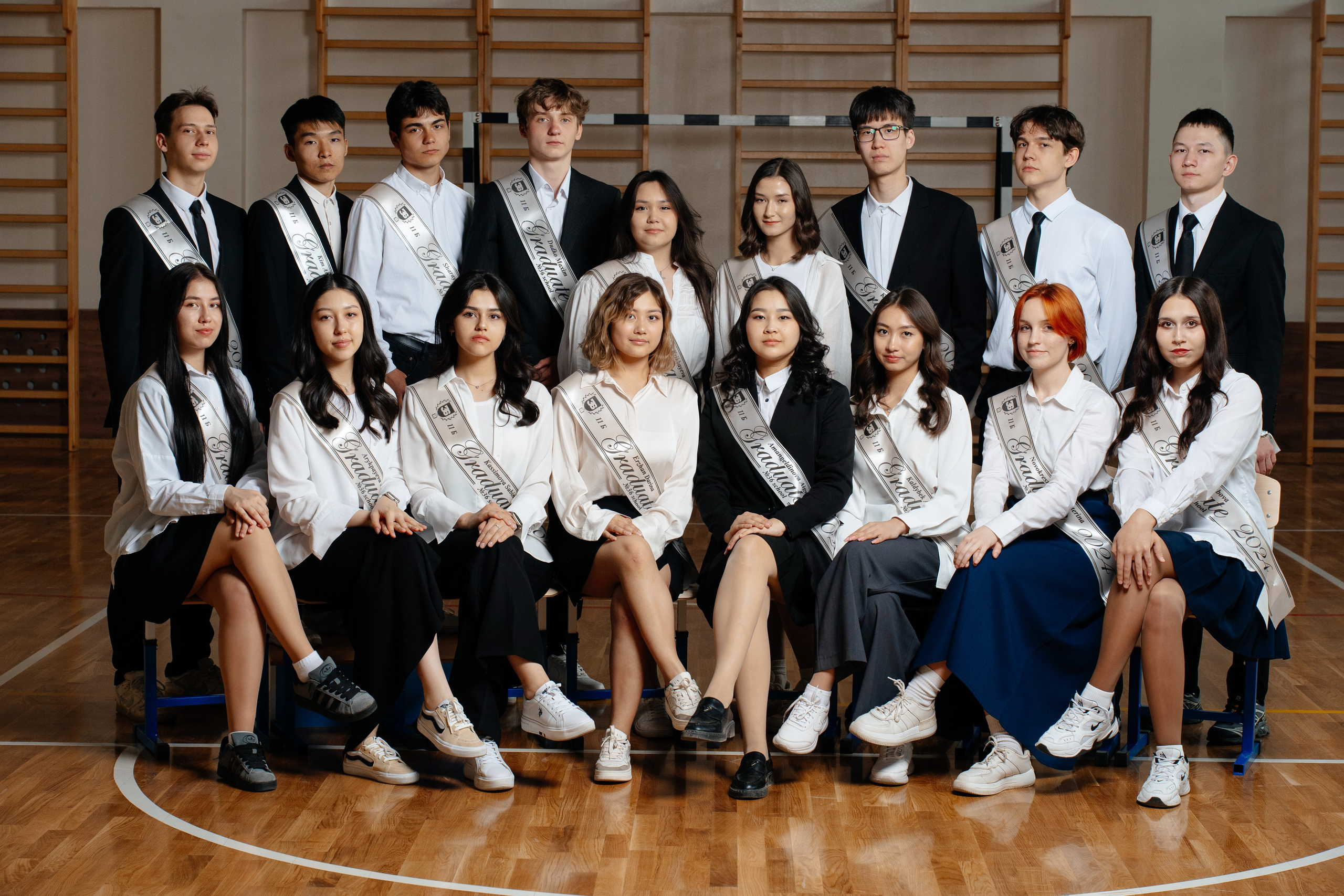 Общие кадры в школе. Выпускные альбомы в Нур-Султане (Астана) и по всему Казахстану