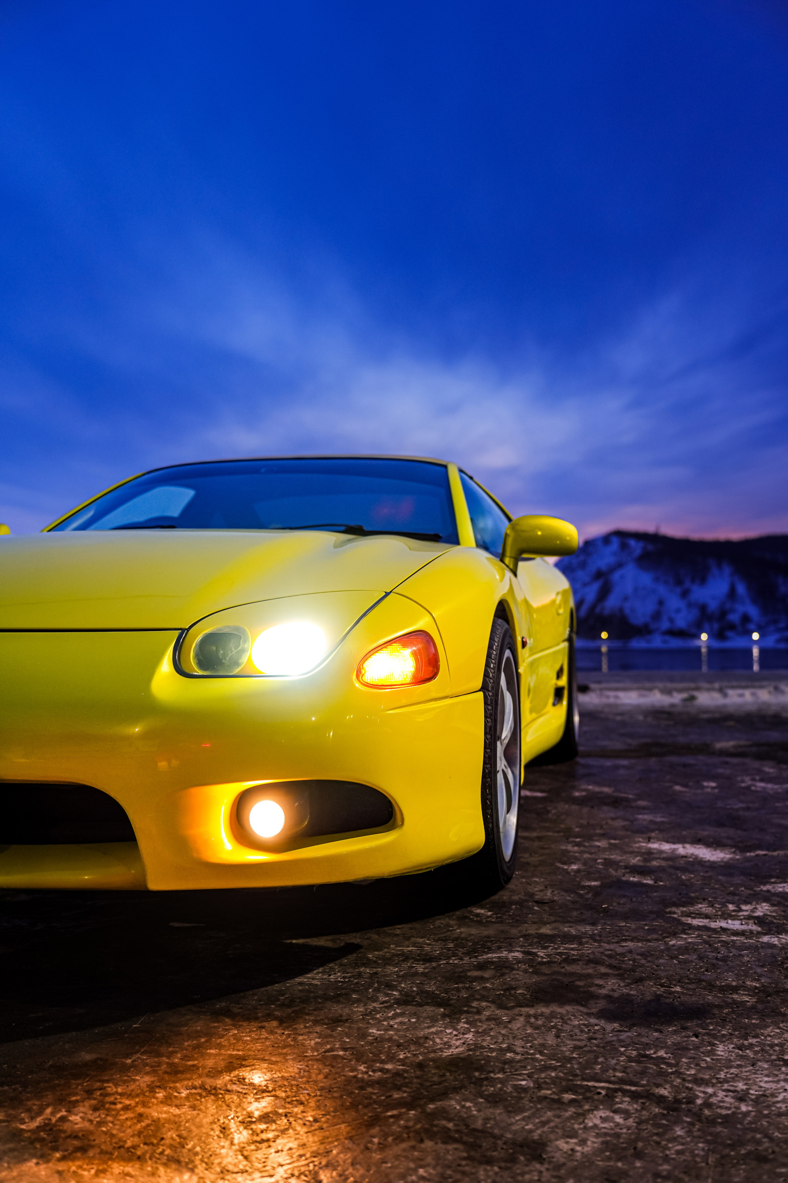 Mitsubishi GTO 25'. Фотограф, видеограф и пилот дрона на Байкале
