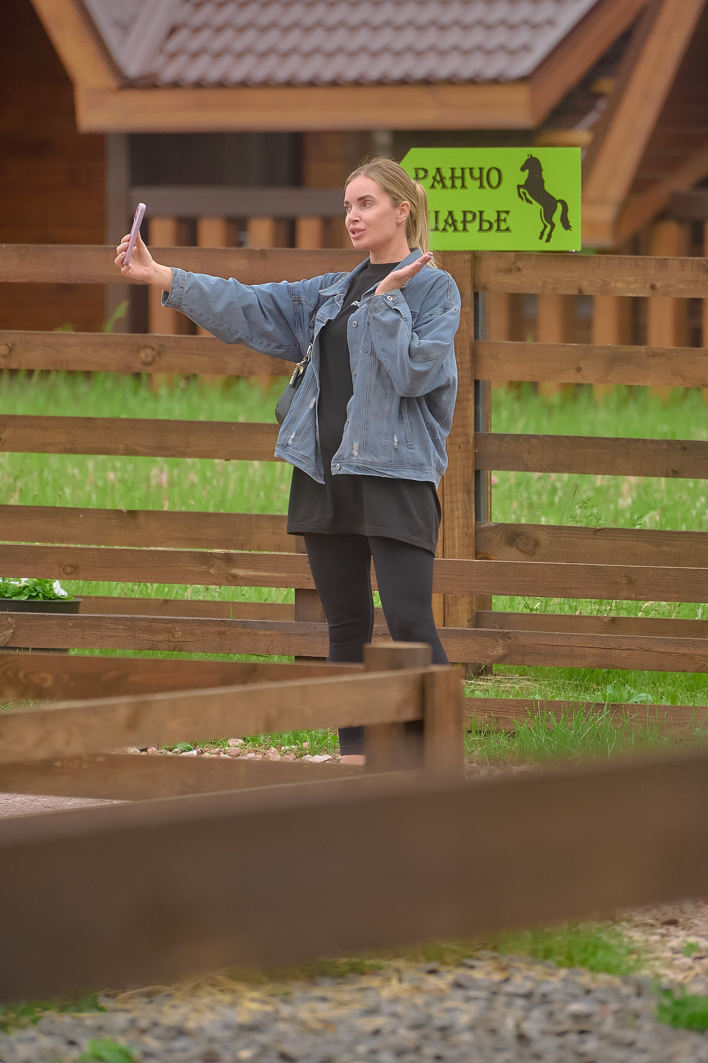 Ранчо «Шарье». Сеть магазинов «Калина-Малина». Фотограф Яковлев Роман — Красноярск