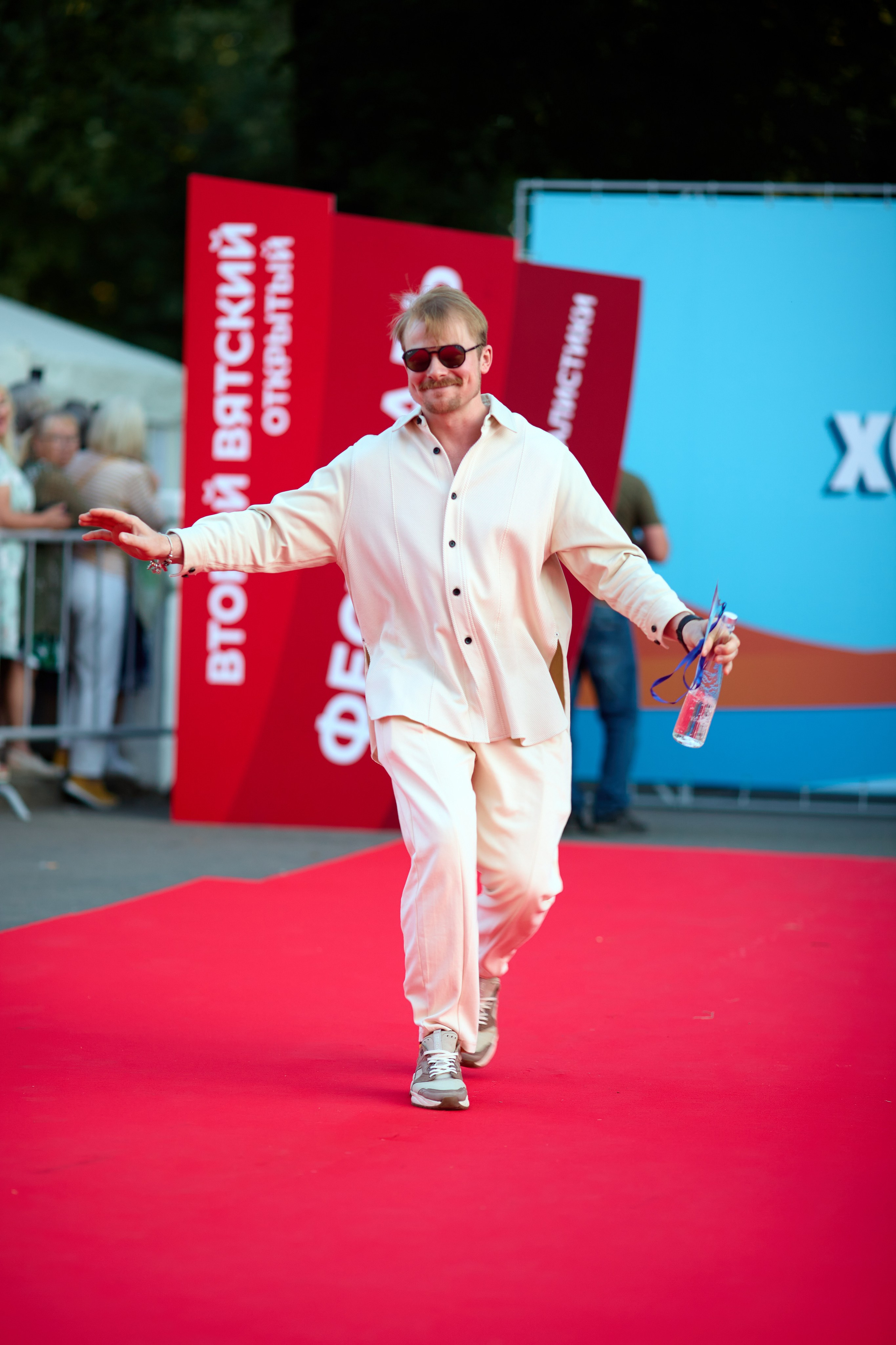 Открытие фестиваля «На семи холмах» 2023. Фотограф Илья Прохоров в Кирове