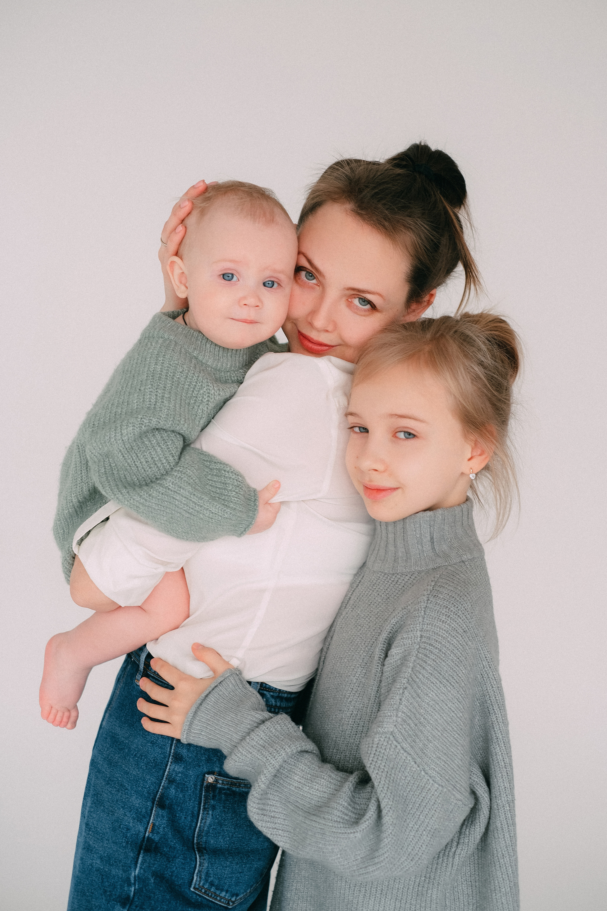 Сергей + Валентина + Валерия + София. Андрющенко Мария фотограф Волгоград