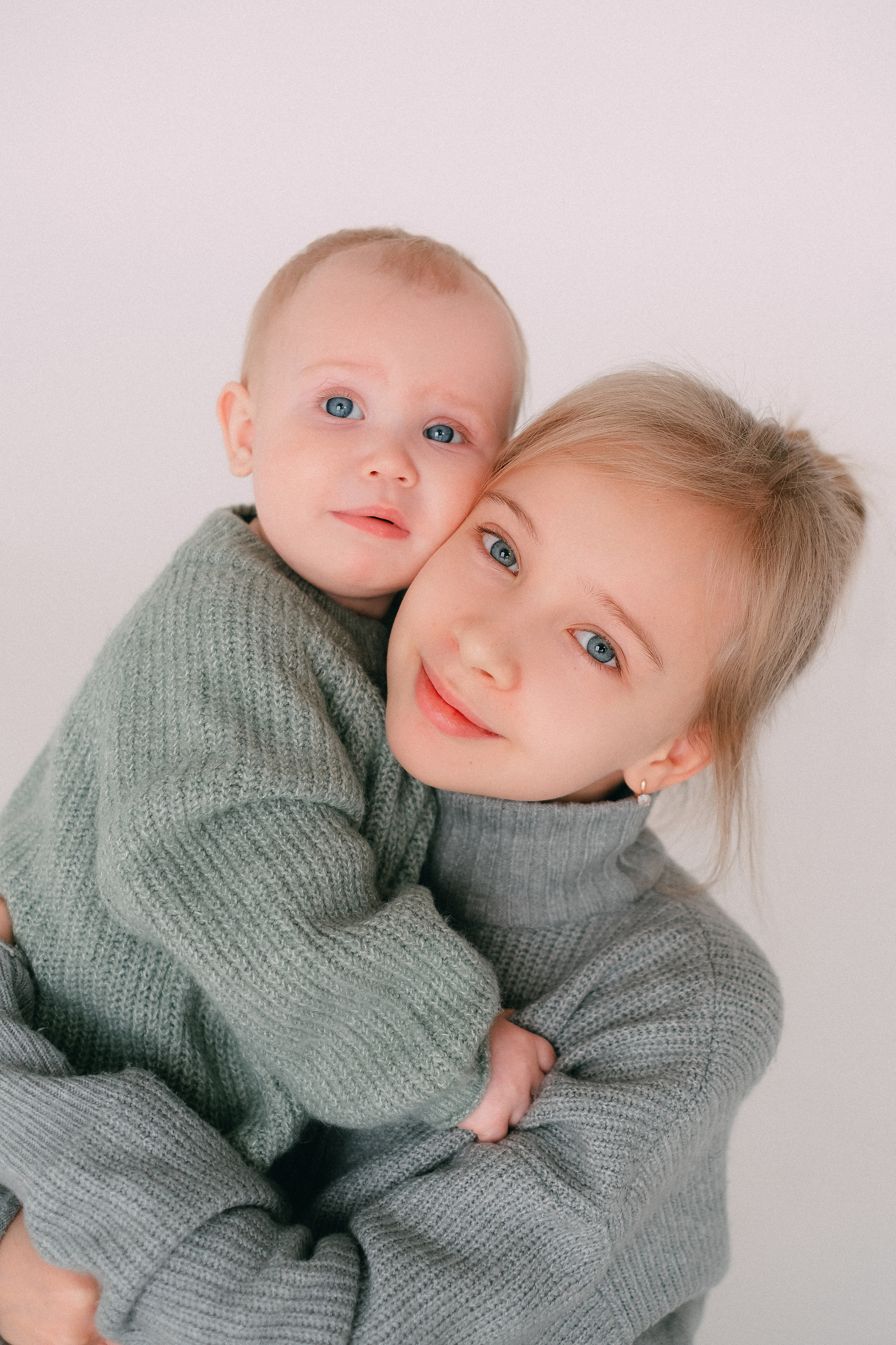 Сергей + Валентина + Валерия + София. Андрющенко Мария фотограф Волгоград