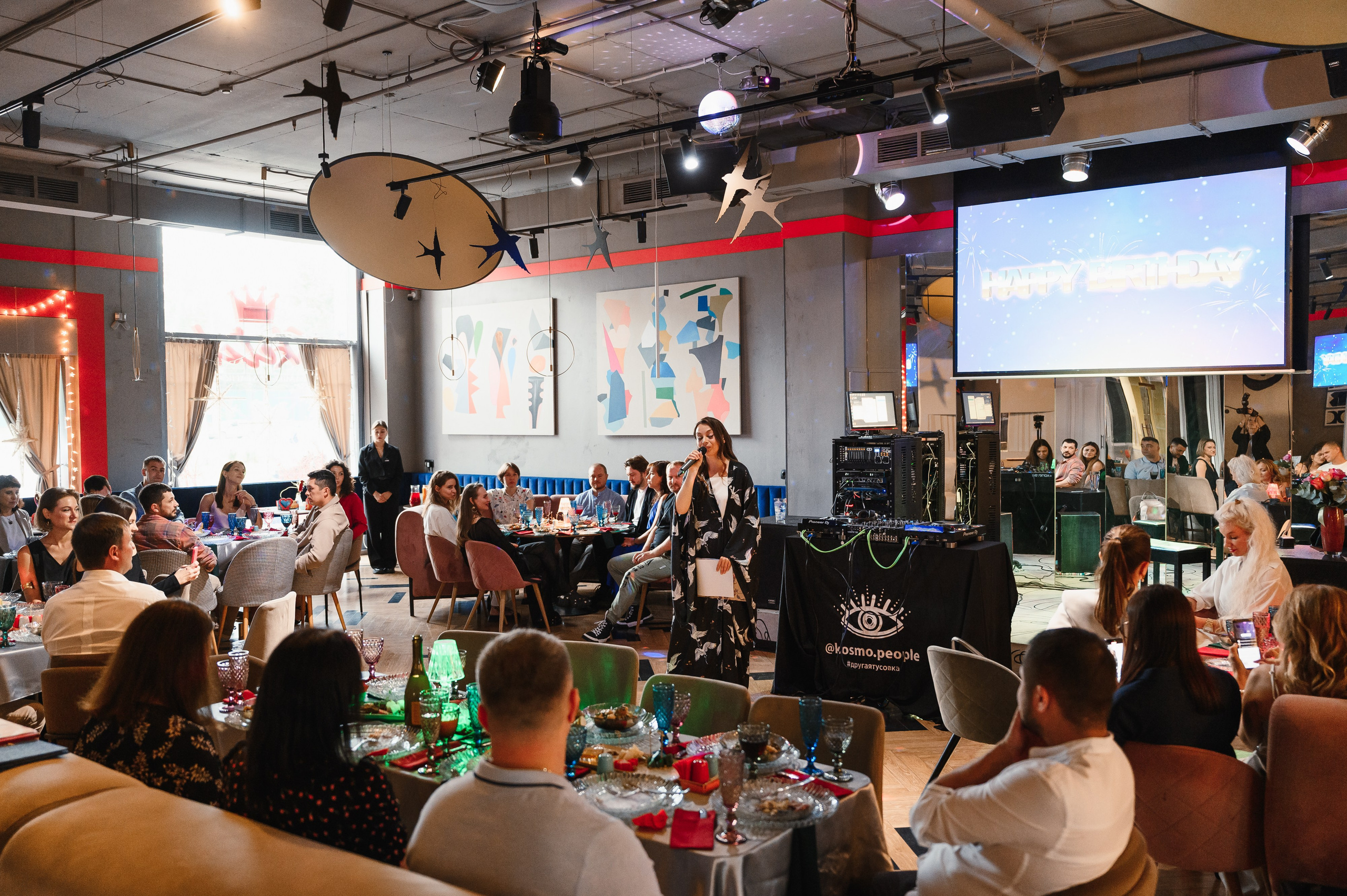 День рождения в формате выступления. Wedding and family photographer USA