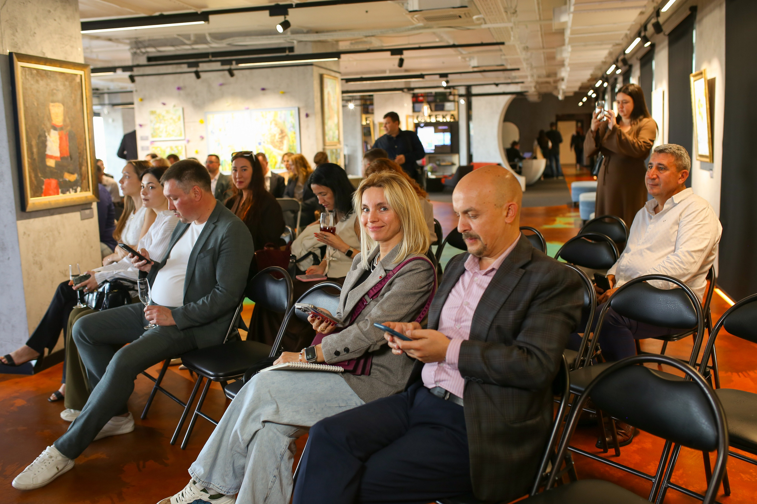 Репортаж Арт-пространство  Zarenkov Gallery, Адвекс — Новостройки, подведение итогов года. Свадебный и Репортажный фотограф в Санкт-Петербурге