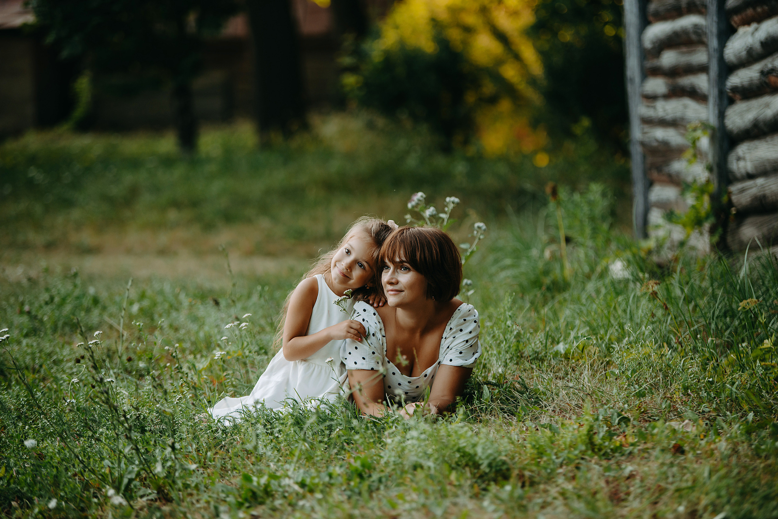 Прогулка в яблоневом саду. Семейный и свадебный фотограф в Туле Москве