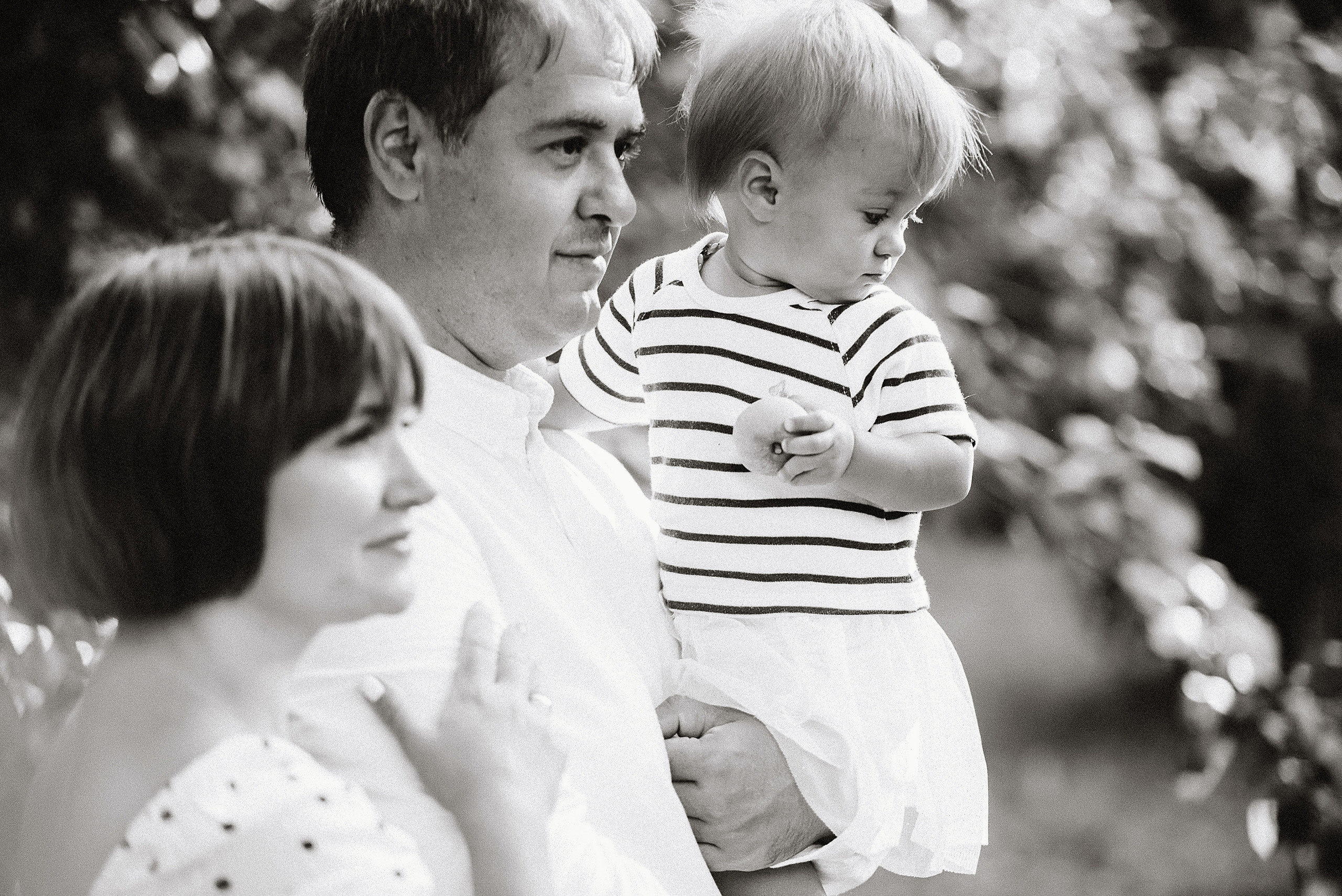 Прогулка в яблоневом саду. Семейный и свадебный фотограф в Туле Москве