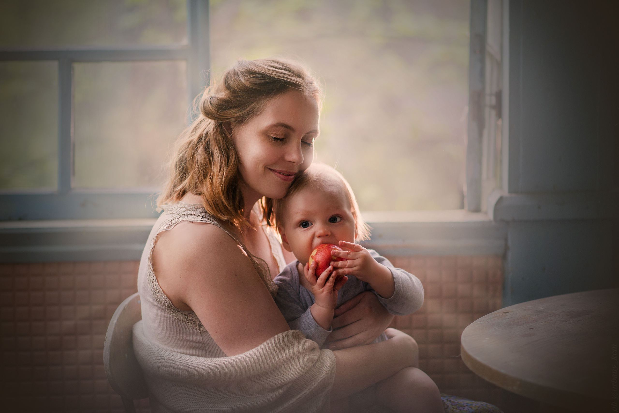 Чувство материнства. Школьный фотограф в Кемерово Мелещенко Анна