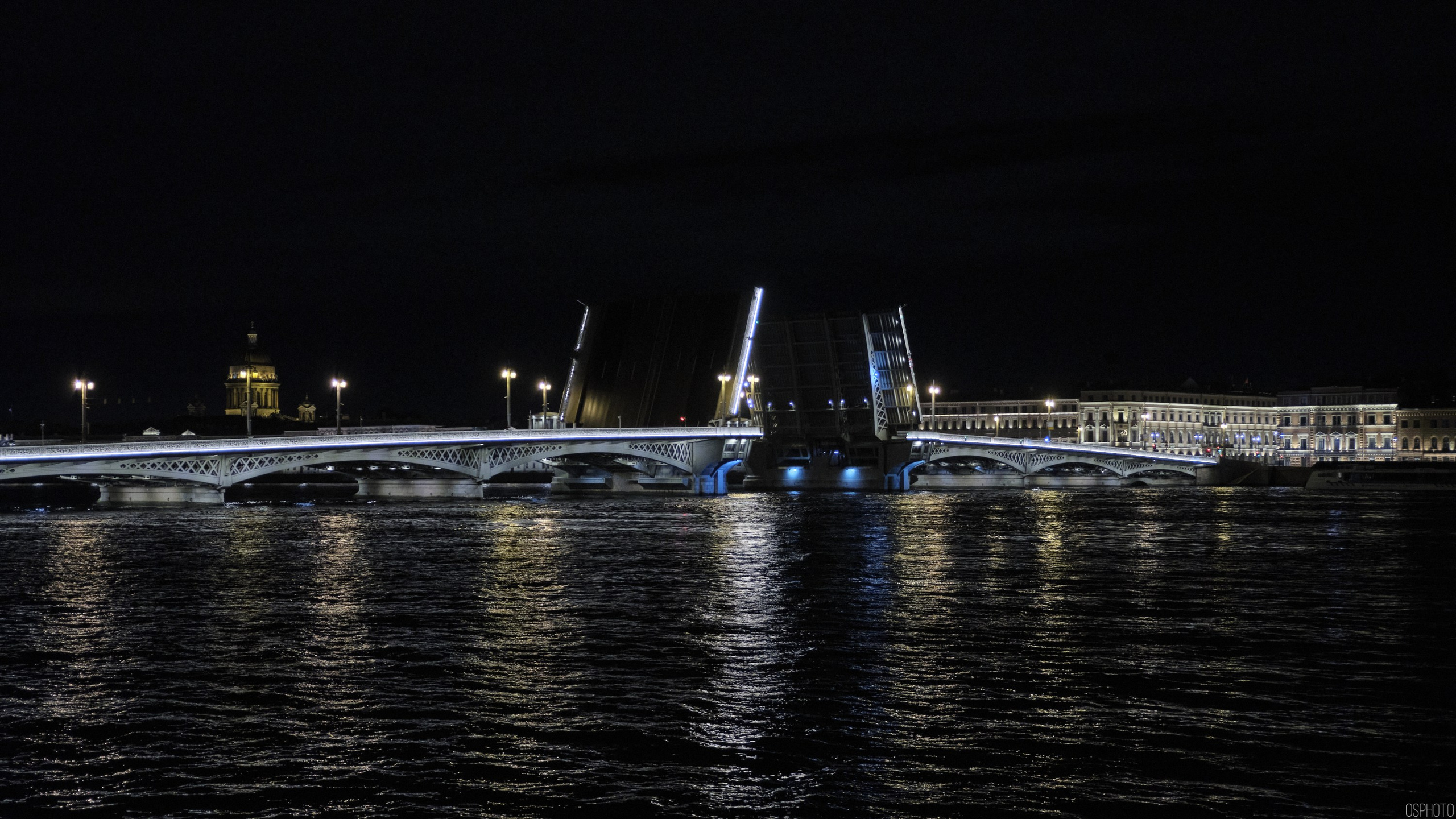 Санкт-Петербург. Фотографъ Сергѣевъ. Поймать мгновеніе