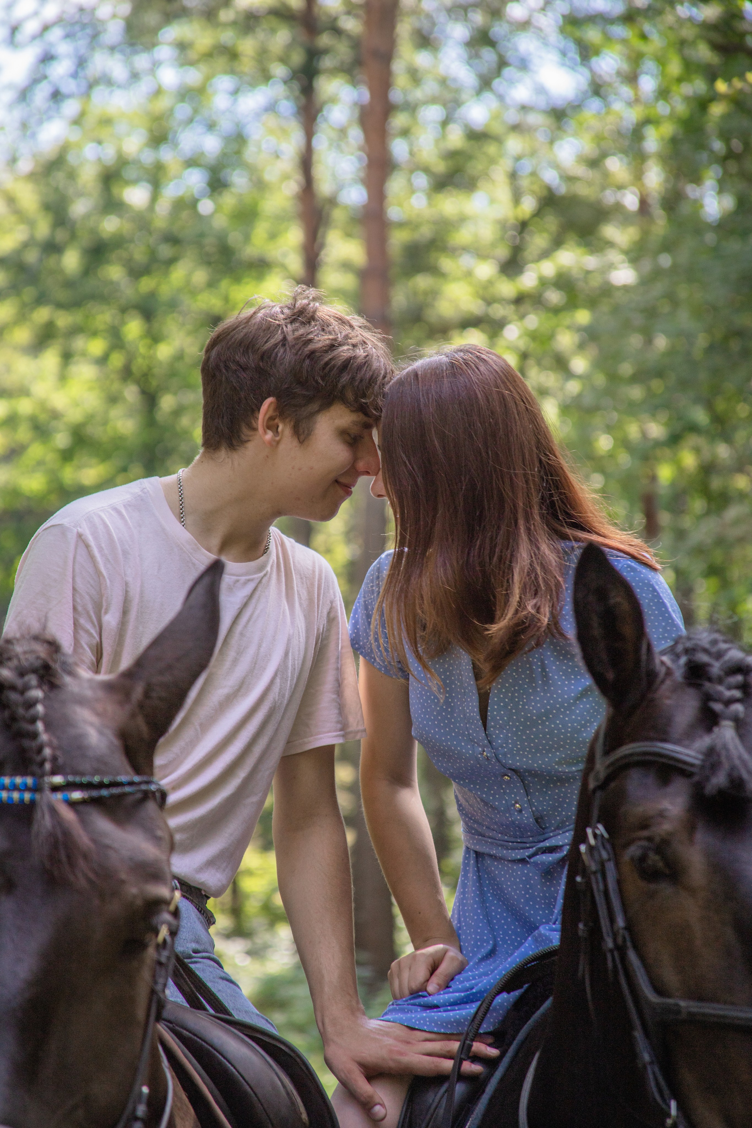 Романтическая прогулка. Фотосессии с лошадьми в Москве и МО