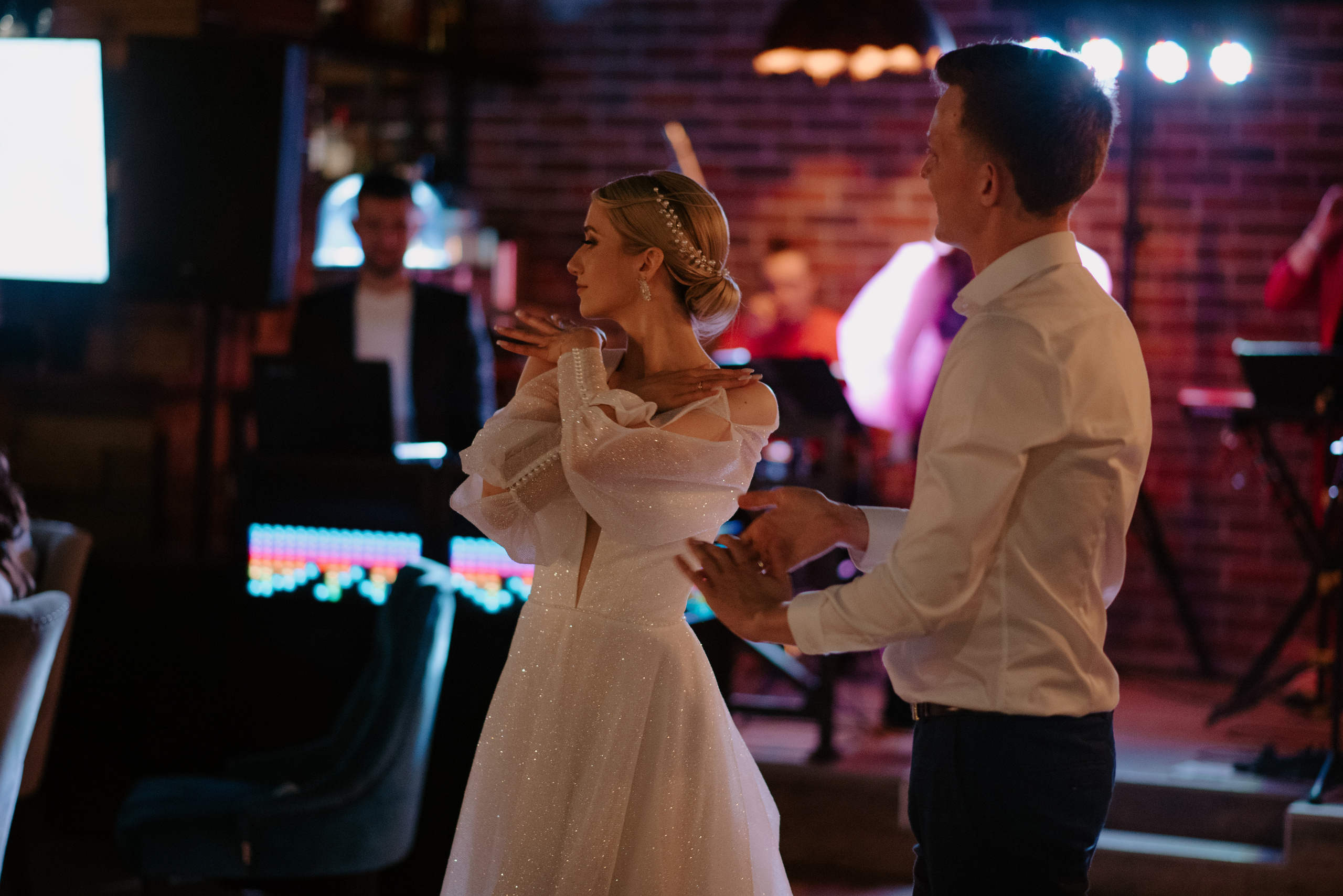 Пишите по утрам. Свадебный, репортажный и семейный фотограф в Москве Арина Зак