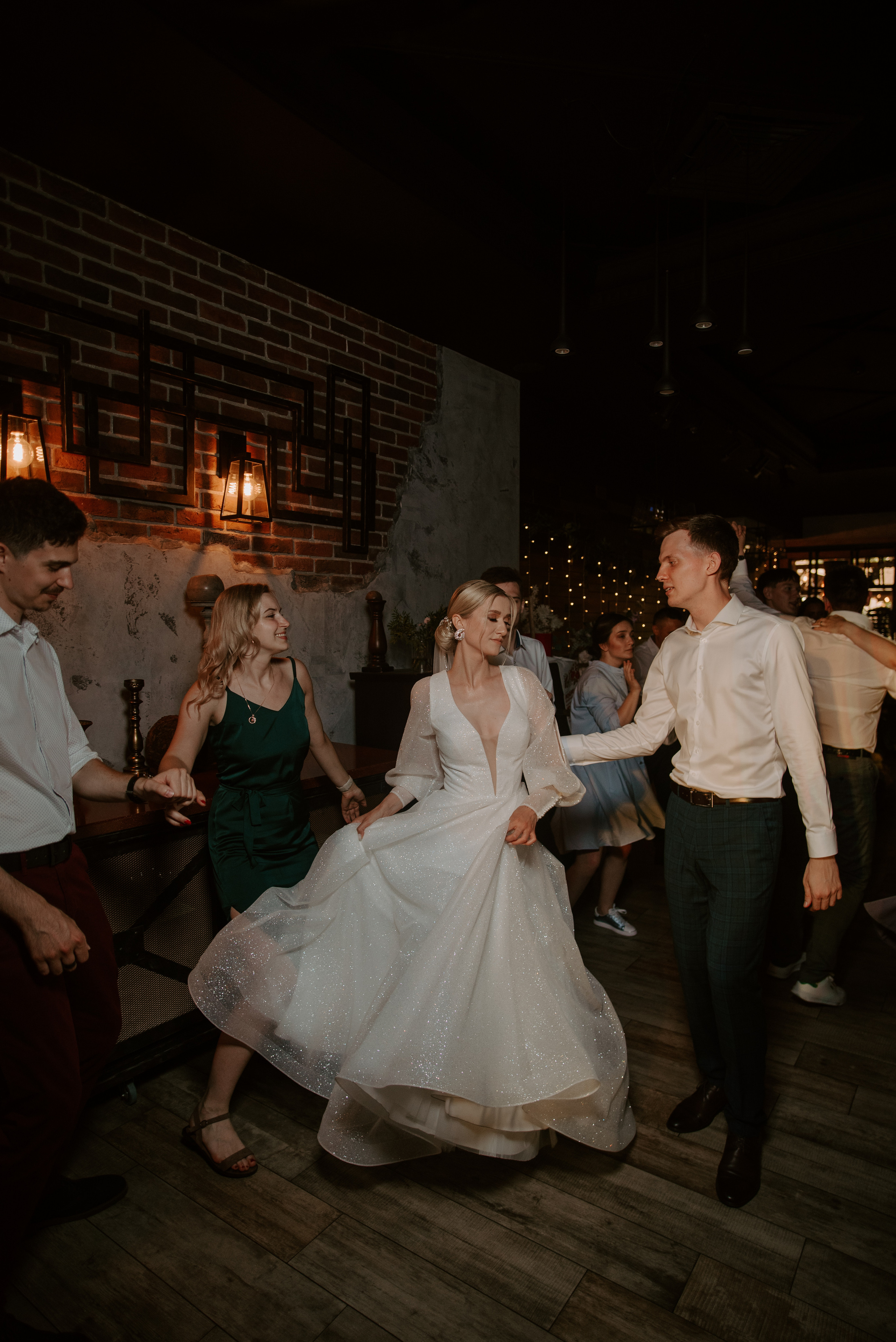 Пишите по утрам. Свадебный, репортажный и семейный фотограф в Москве Арина Зак