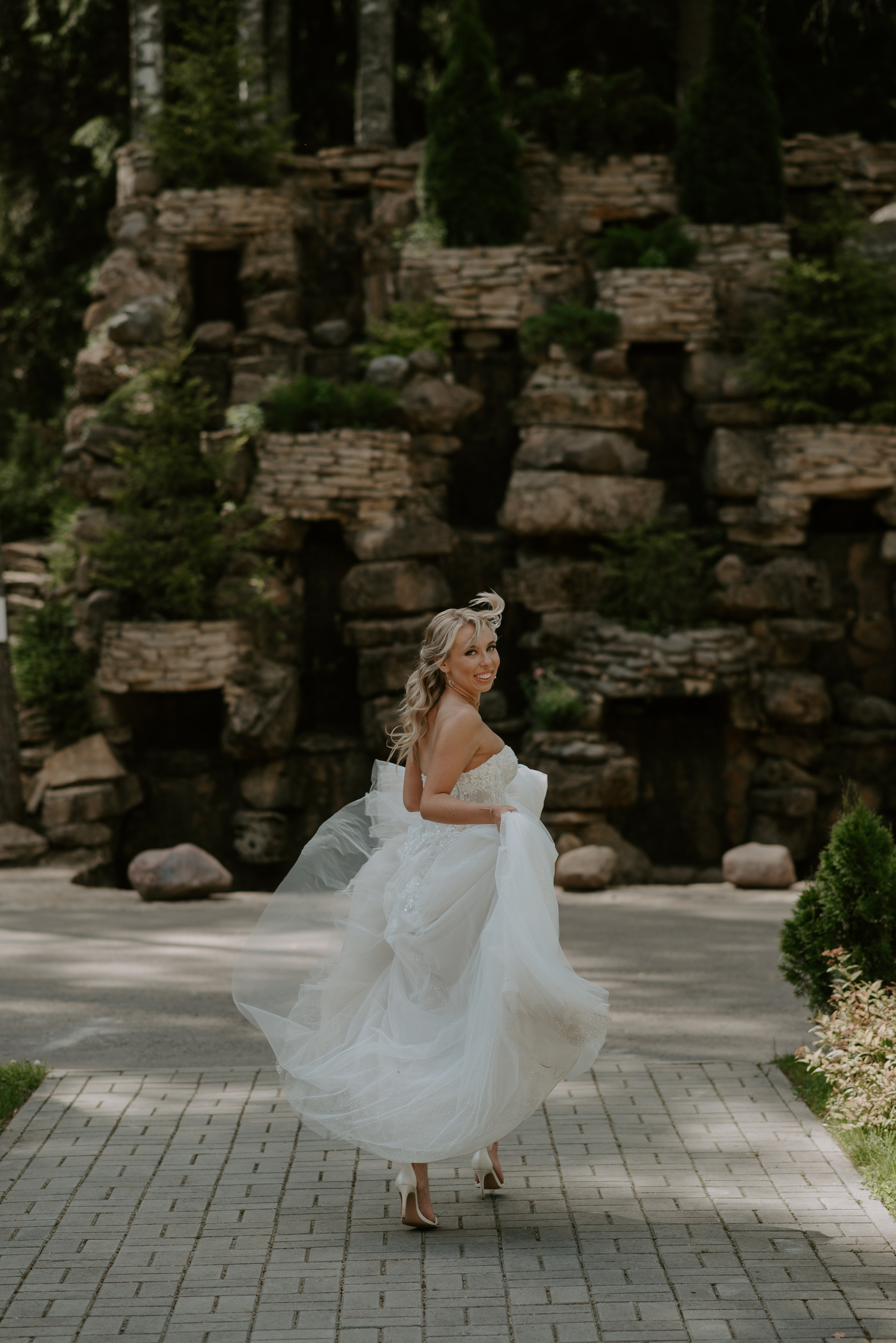 Водили хороводы. Свадебный, репортажный и семейный фотограф в Москве Арина Зак