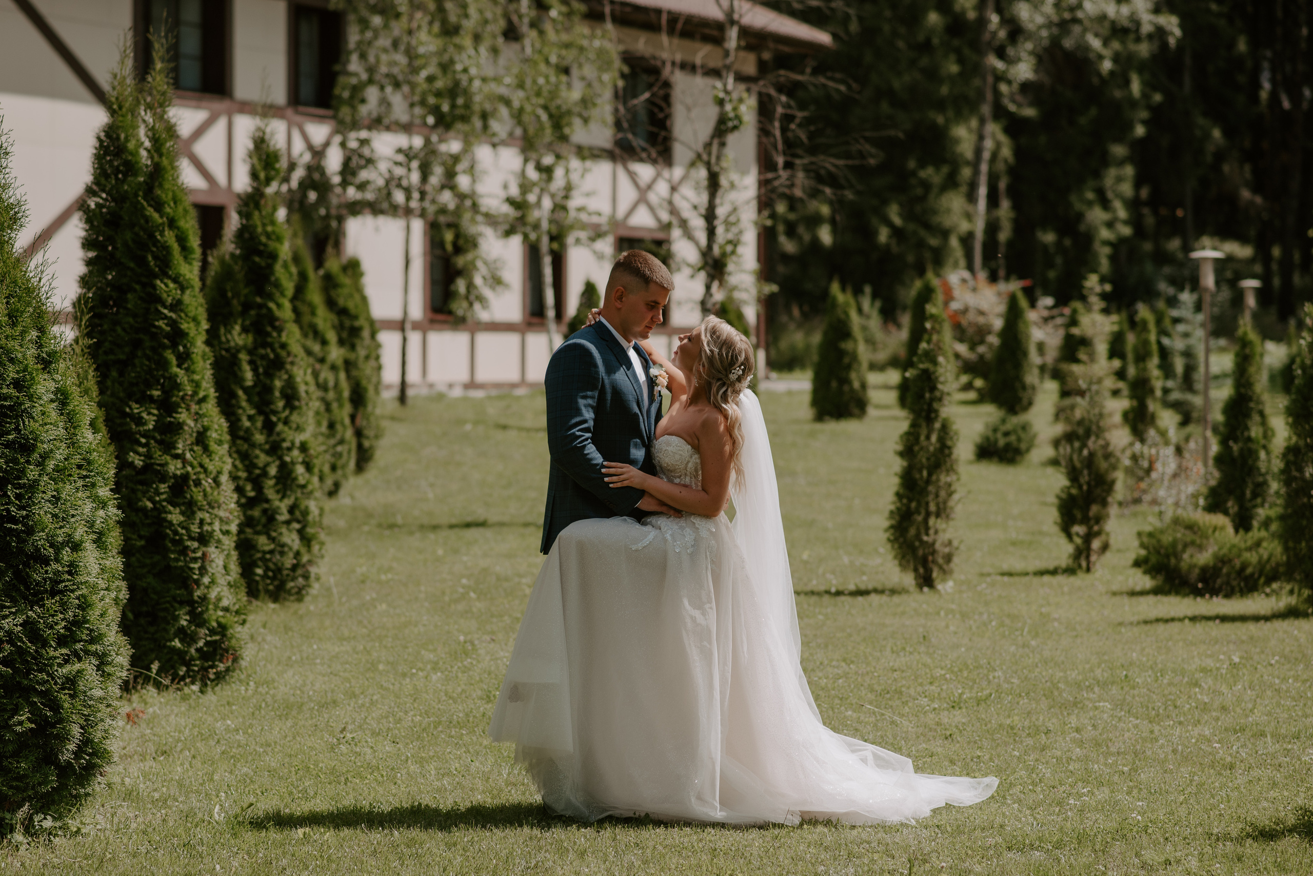 Водили хороводы. Свадебный, репортажный и семейный фотограф в Москве Арина Зак