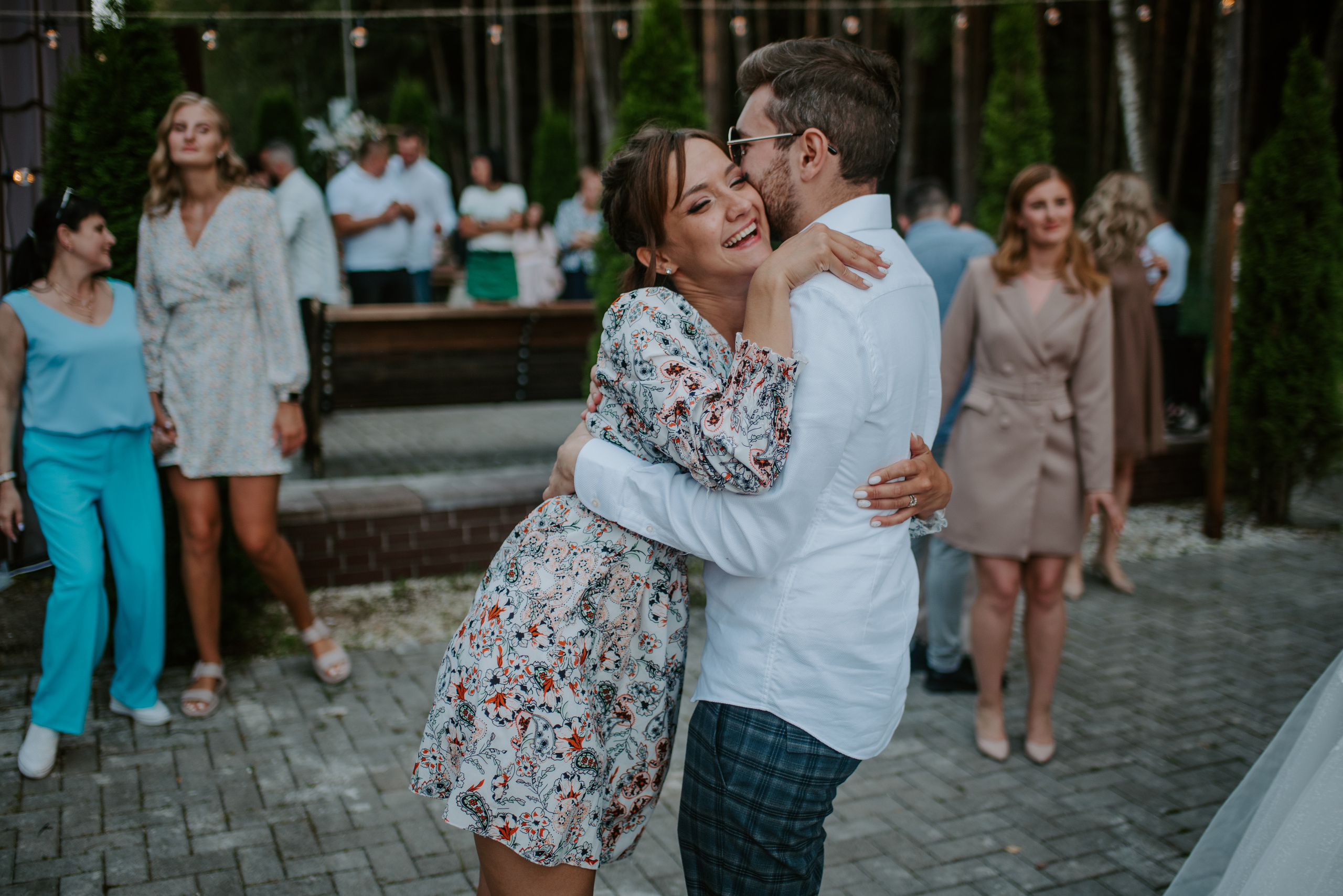 Водили хороводы. Свадебный, репортажный и семейный фотограф в Москве Арина Зак
