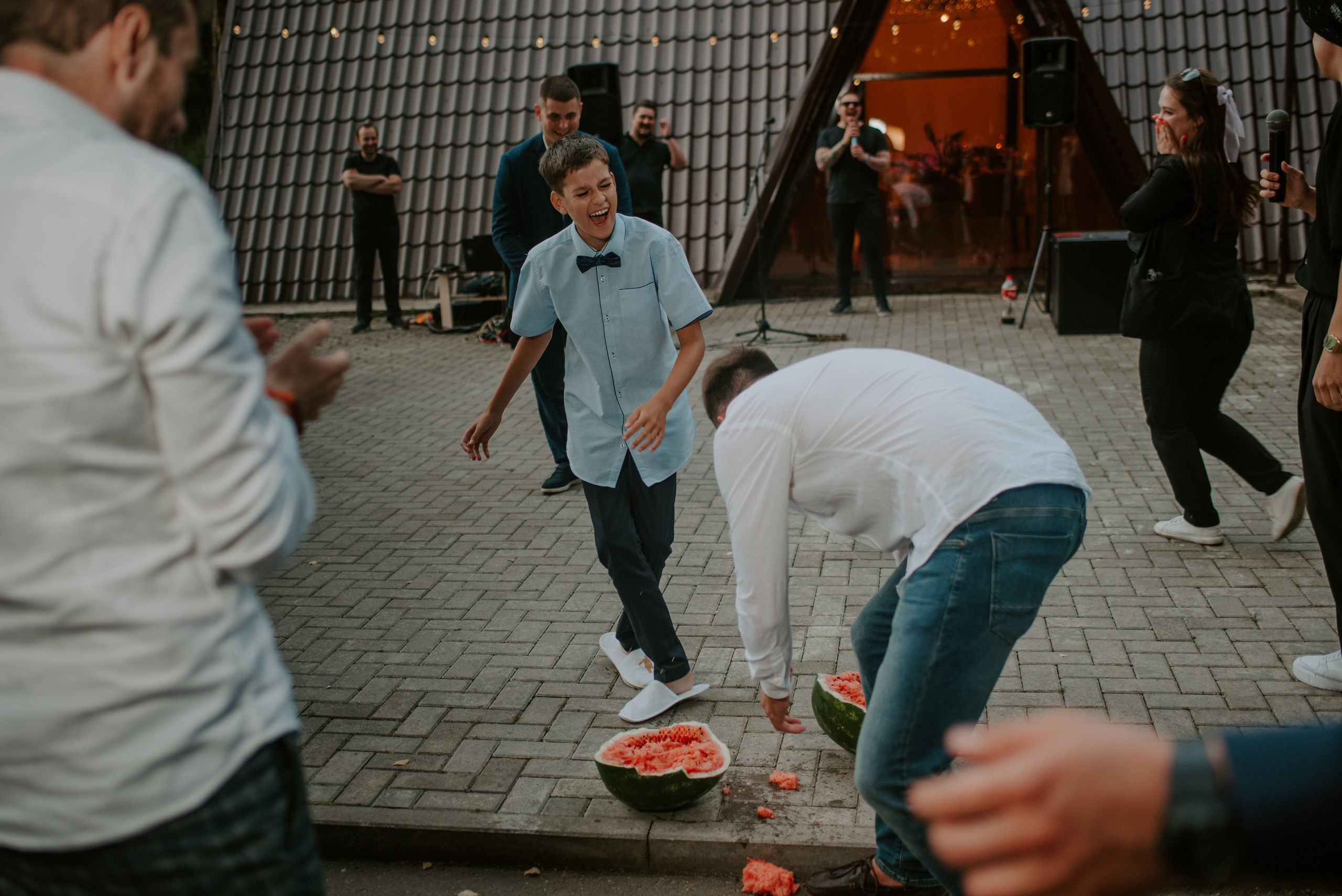 Водили хороводы. Свадебный, репортажный и семейный фотограф в Москве Арина Зак