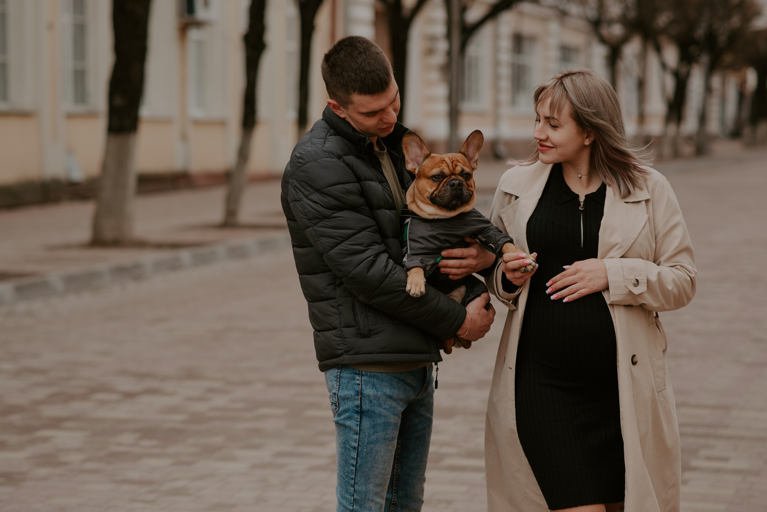 Трое и мопс. Свадебный, репортажный и семейный фотограф в Москве Арина Зак
